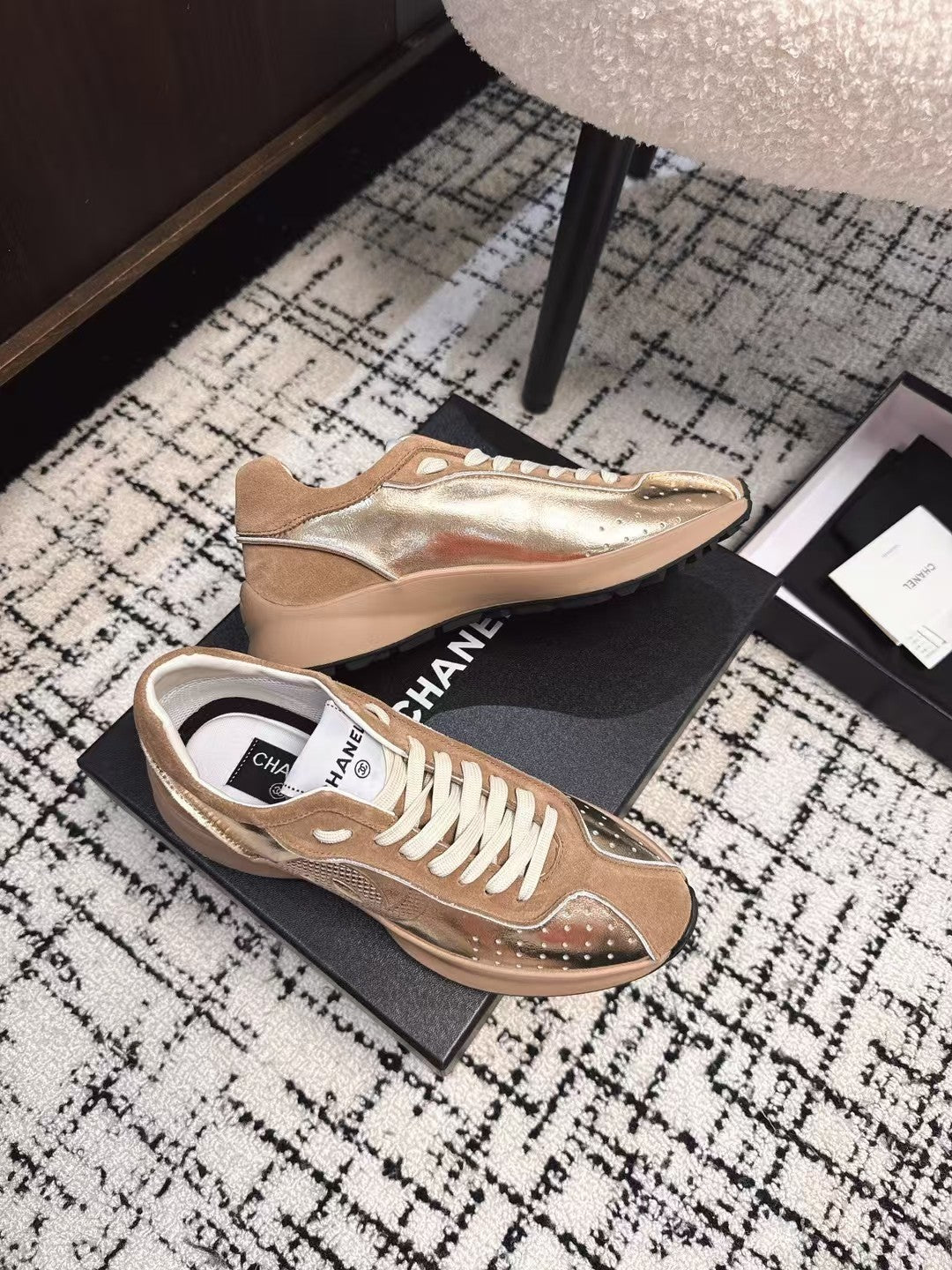 CLASSIC SNEAKERS IN PERU BROWN SHEEPSKIN AND SUEDE - 35