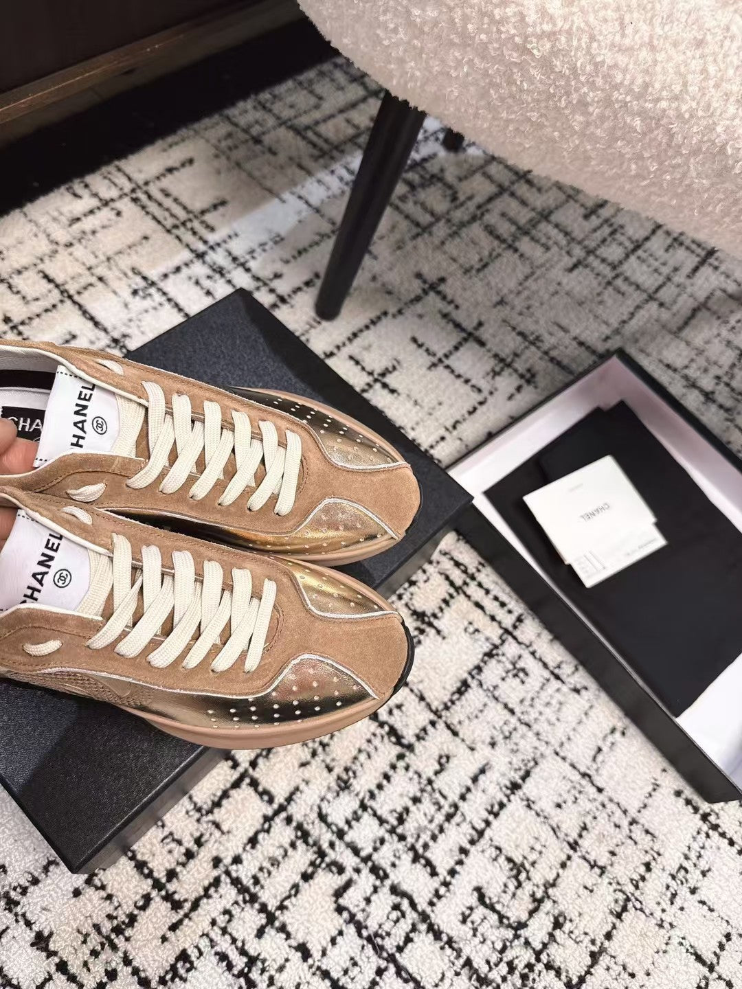 CLASSIC SNEAKERS IN PERU BROWN SHEEPSKIN AND SUEDE - 35