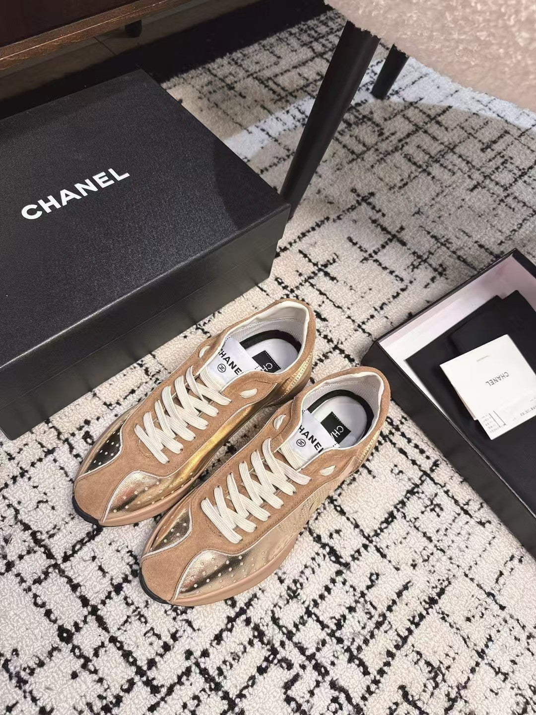 CLASSIC SNEAKERS IN PERU BROWN SHEEPSKIN AND SUEDE - 35
