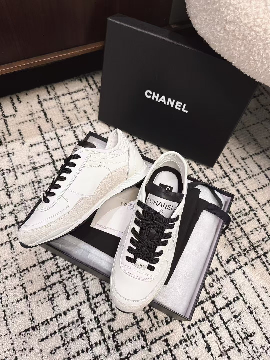 TRAINERS SNEAKER IN WHITE CALFSKIN AND SUEDE - 35