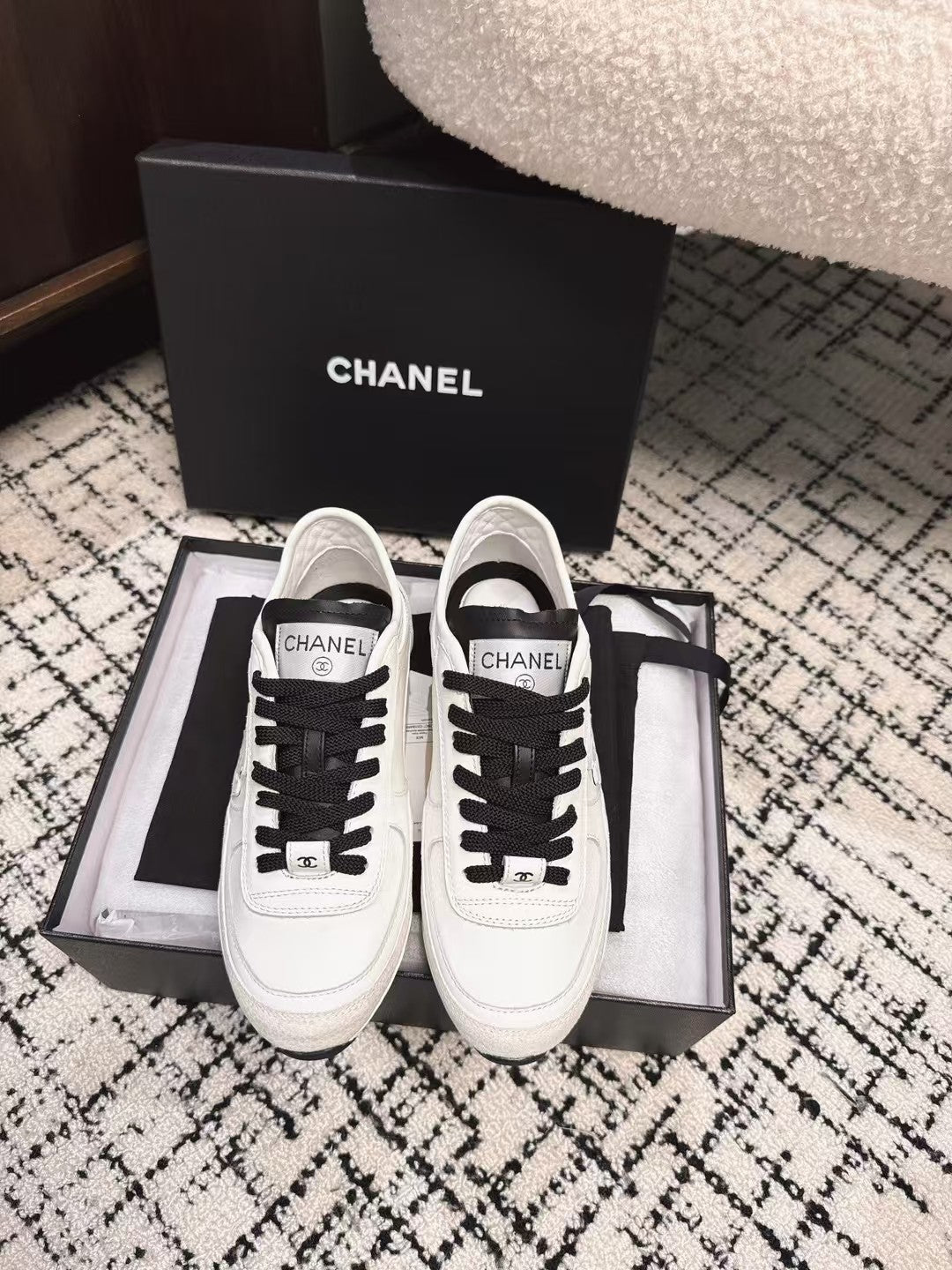 TRAINERS SNEAKER IN WHITE CALFSKIN AND SUEDE - 35