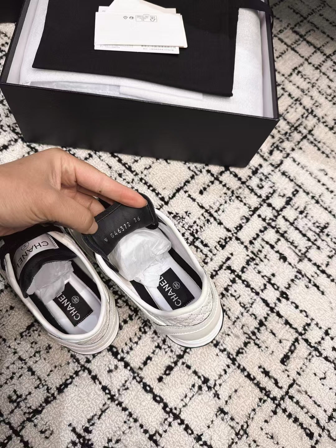TRAINERS SNEAKER IN WHITE CALFSKIN AND SUEDE - 35