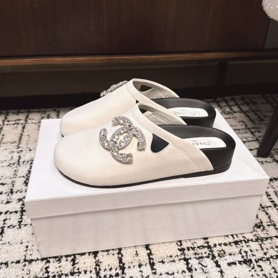 FLAT MULES IN WHITE CALFSKIN - 35