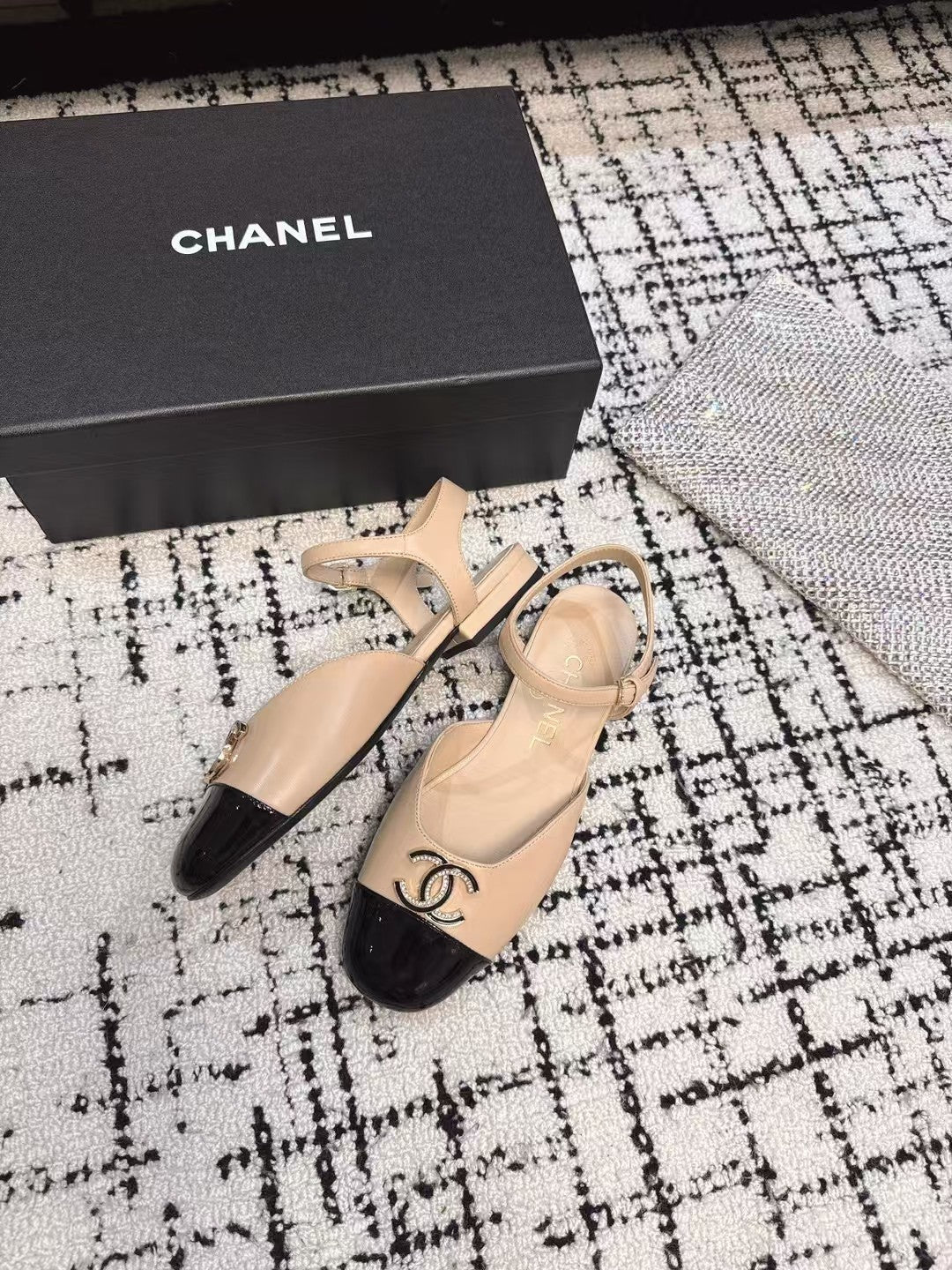 FLAT SLINGBACKS IN MACAROON BEIGE MIX BLACK CALFSKIN - 35