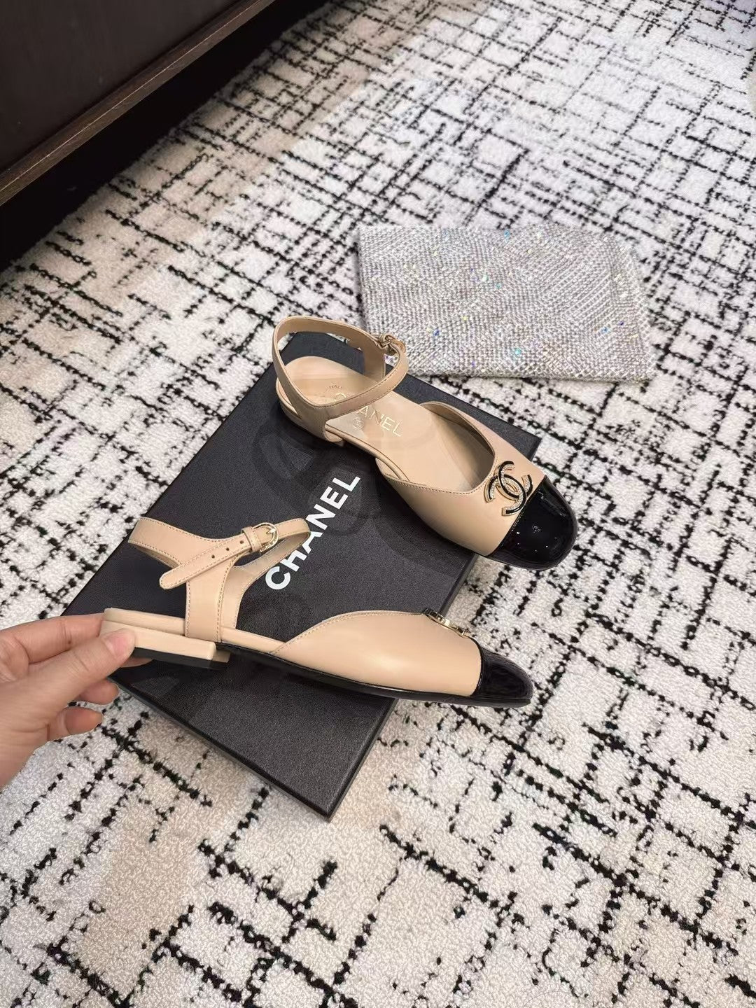 FLAT SLINGBACKS IN MACAROON BEIGE MIX BLACK CALFSKIN - 35
