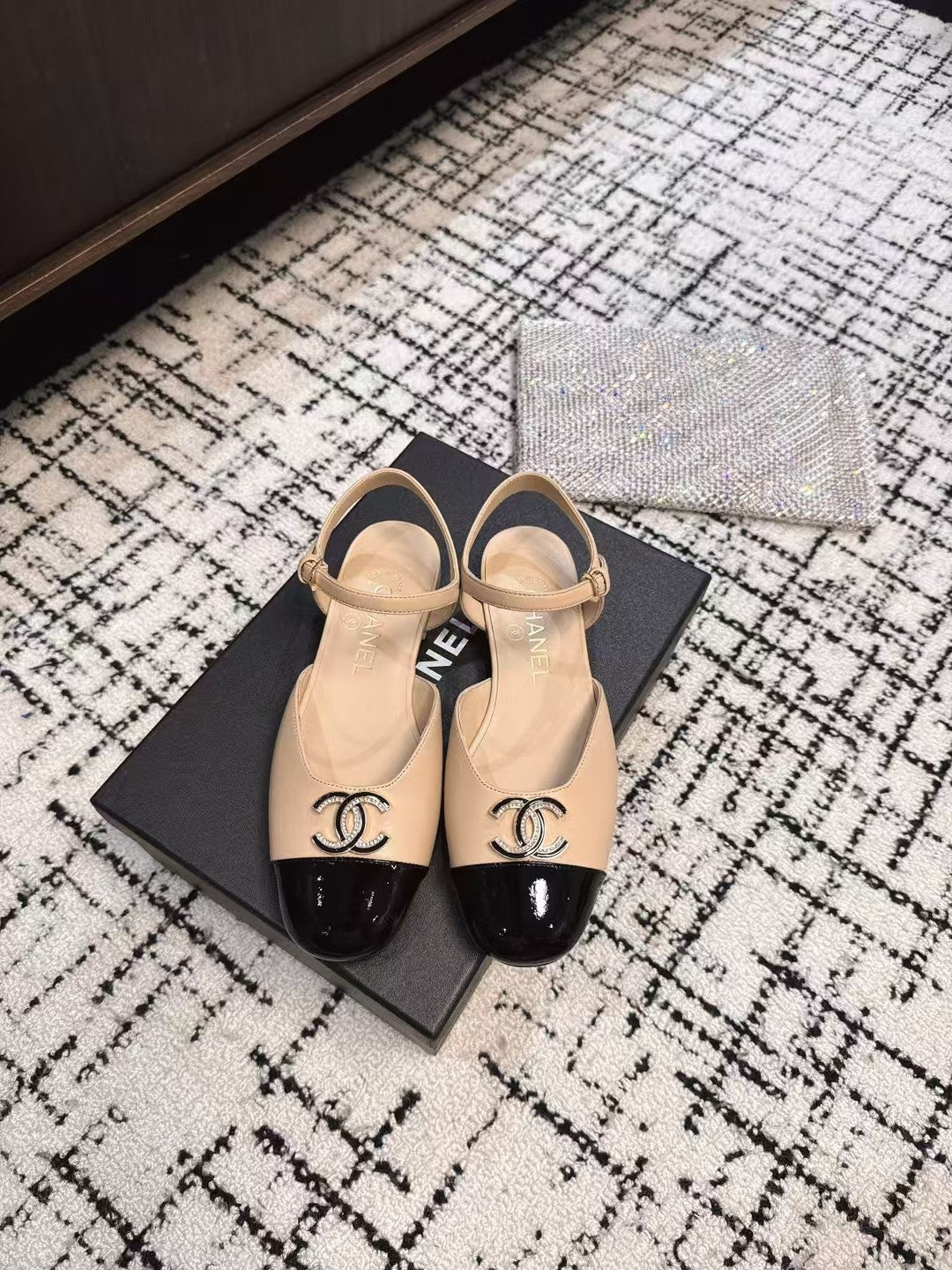 FLAT SLINGBACKS IN MACAROON BEIGE MIX BLACK CALFSKIN - 35