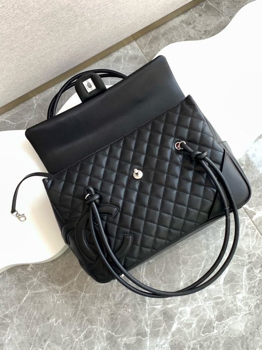CHANEL CAMBON LARGE FLAP 25S 33 СМ З ЧОРНОЇ ТЕЛЯЧОЇ ШКІРИ З ЛОГОТИПОМ