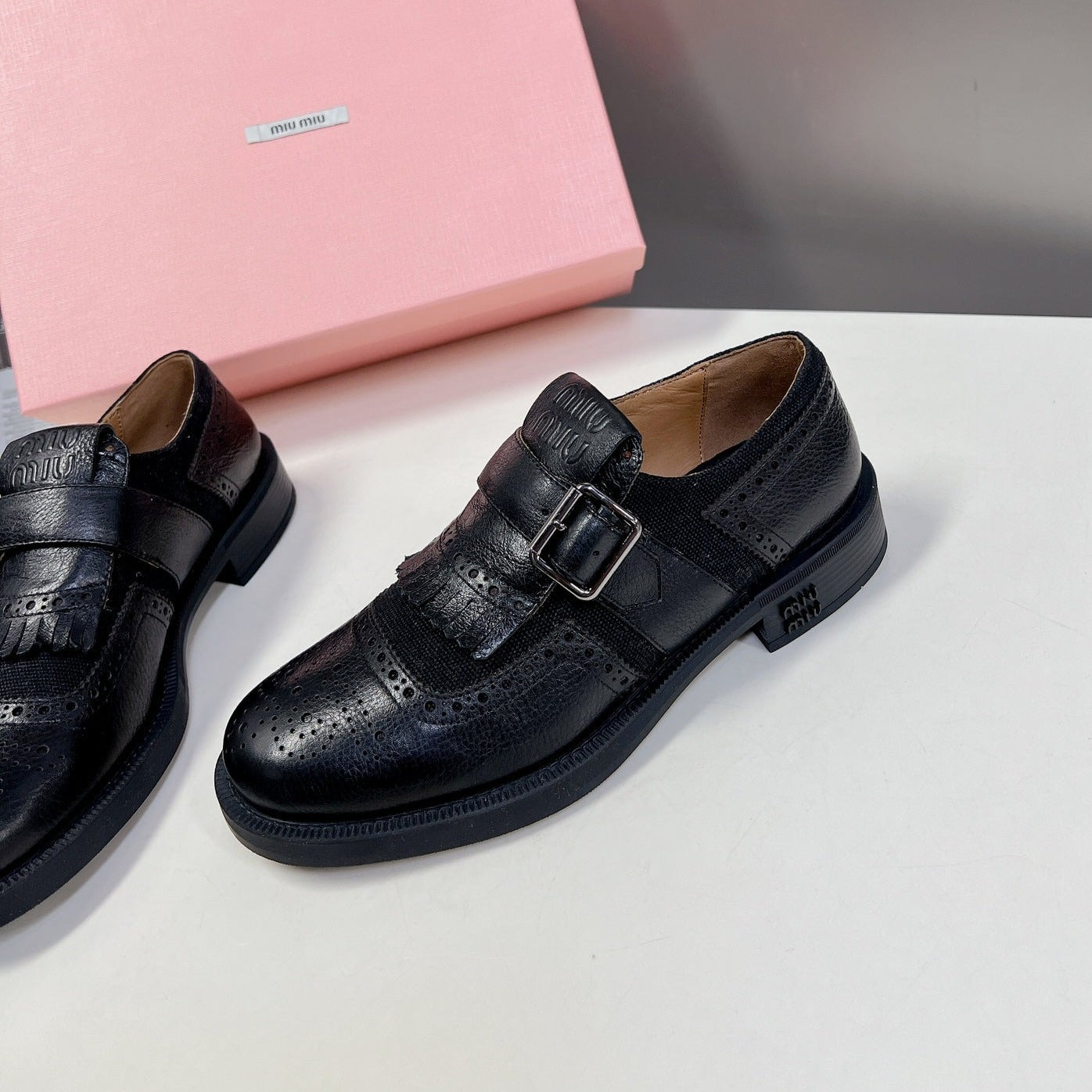 UNIQUE THICK-SOLED OXFORD SHOES BLACK CALFSKIN - 35