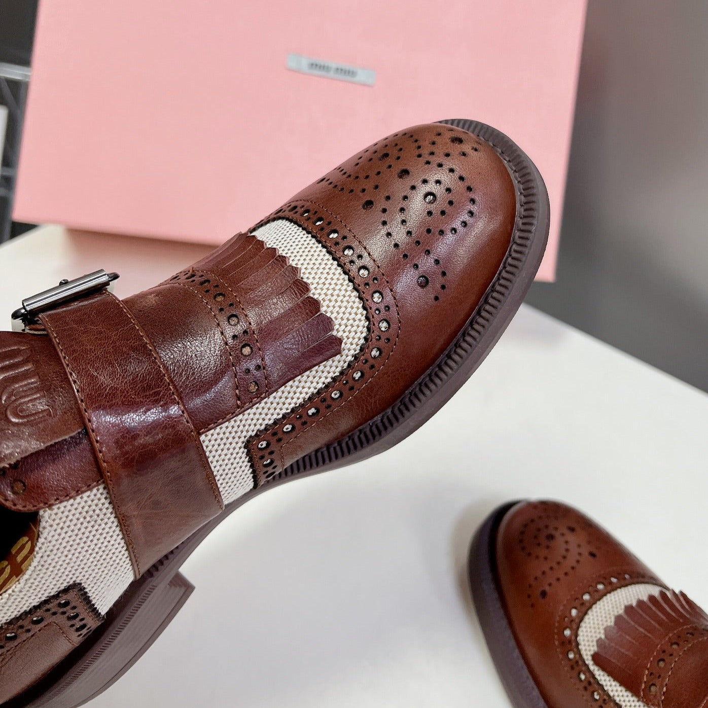 UNIQUE THICK-SOLED OXFORD BRIGHT BROWN MIX CREAM CALFSKIN - 35