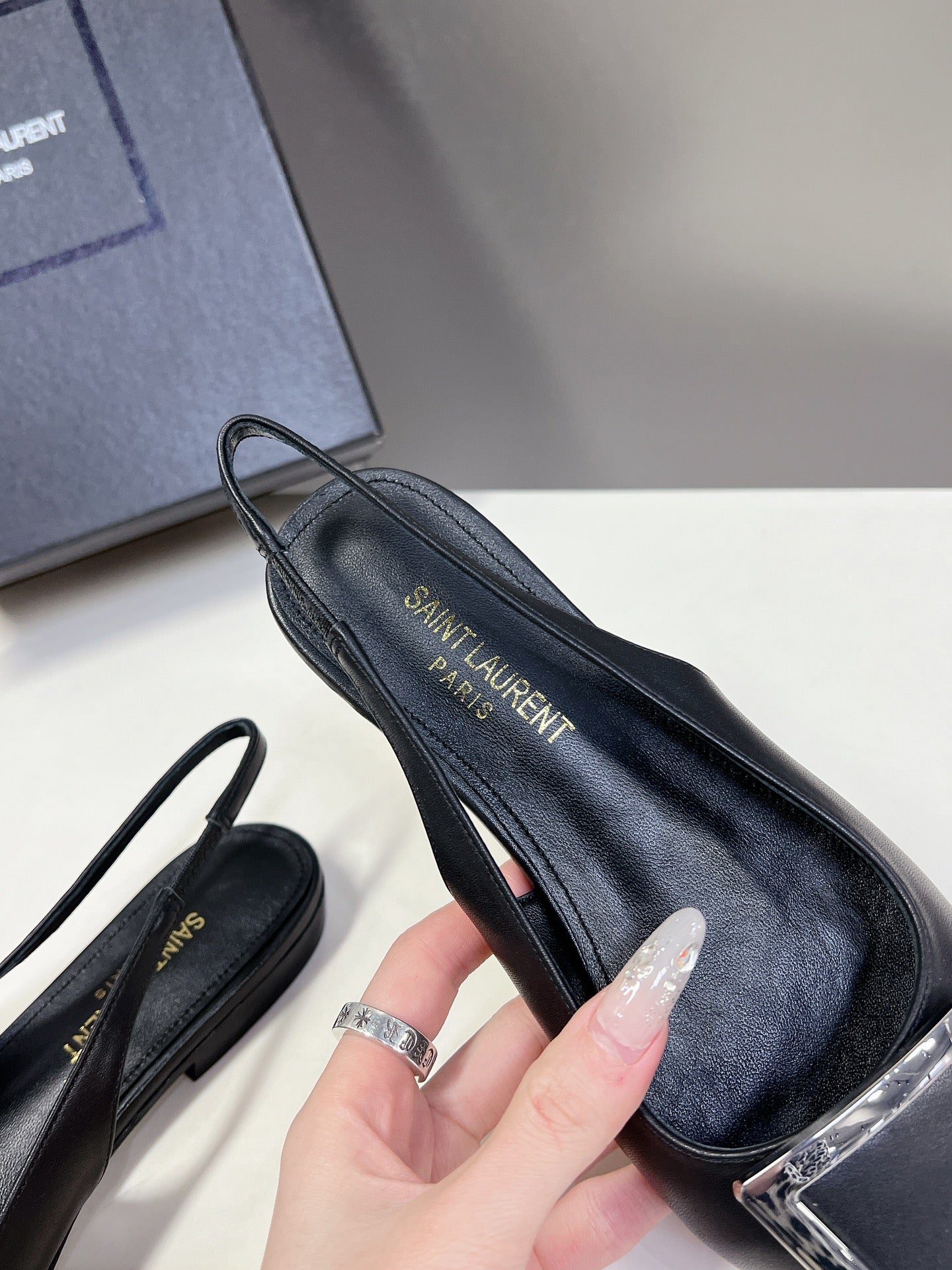 SL SQUARE BUCKLE SLINGBACK BLACK CALFSKIN - 35