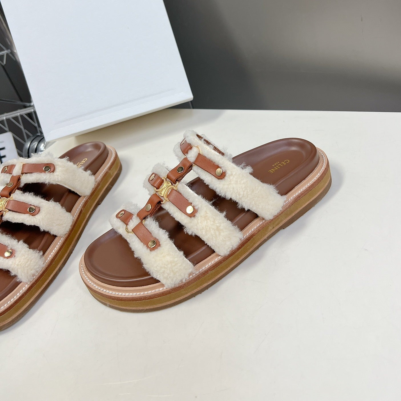 TIPPI SLIDE IN SHEARLING AND CALFSKIN TAN / NATURAL - 35