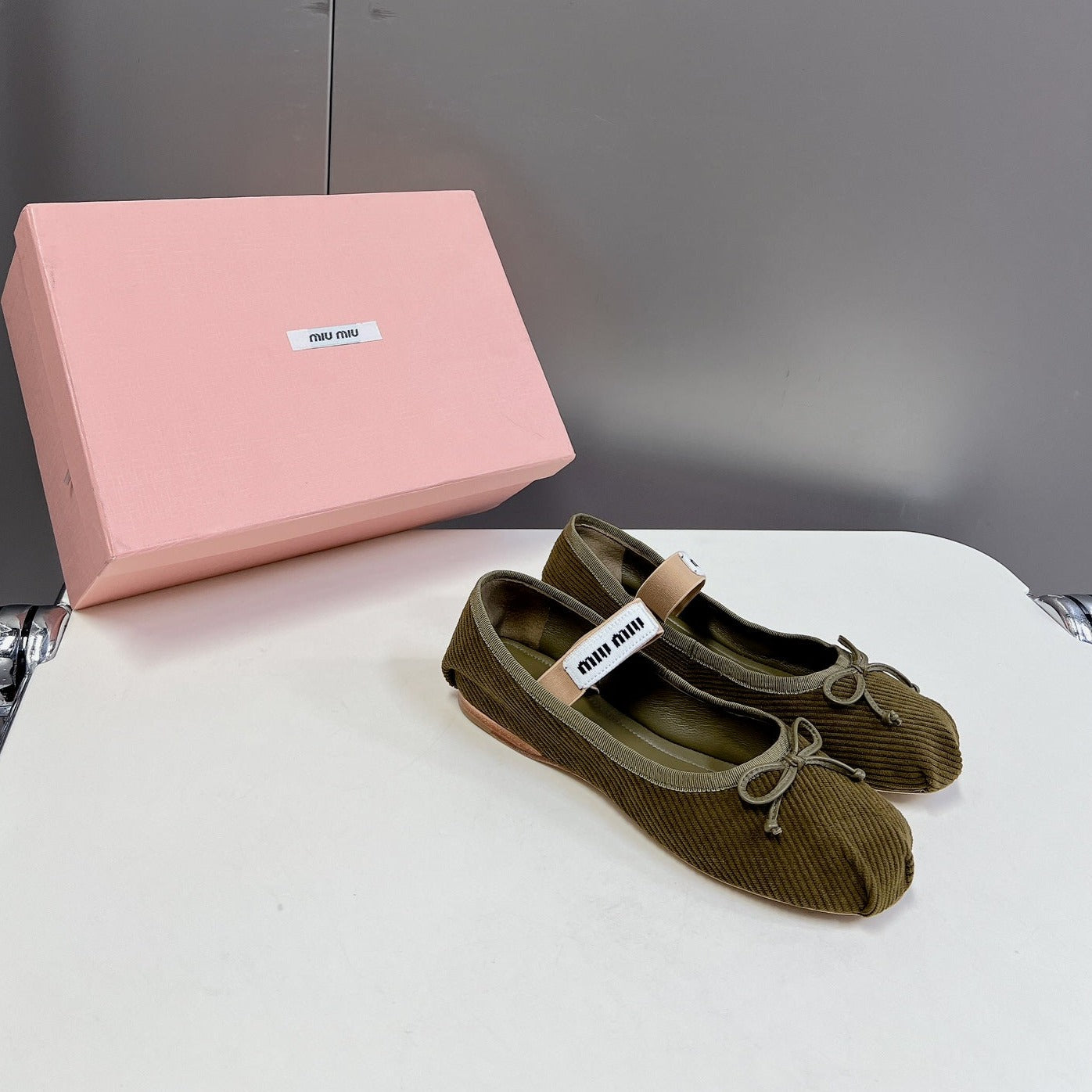BALLET FLAT SHOES DARK OLIVE COLOR SHEEPSKIN - 35