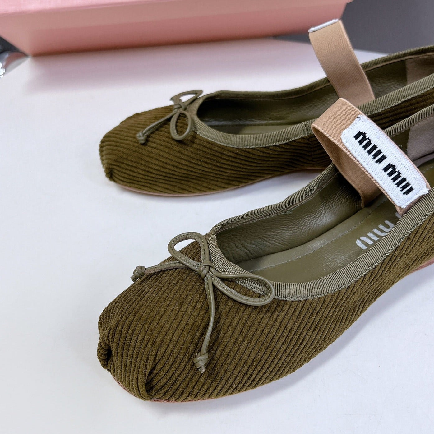 BALLET FLAT SHOES DARK OLIVE COLOR SHEEPSKIN - 35