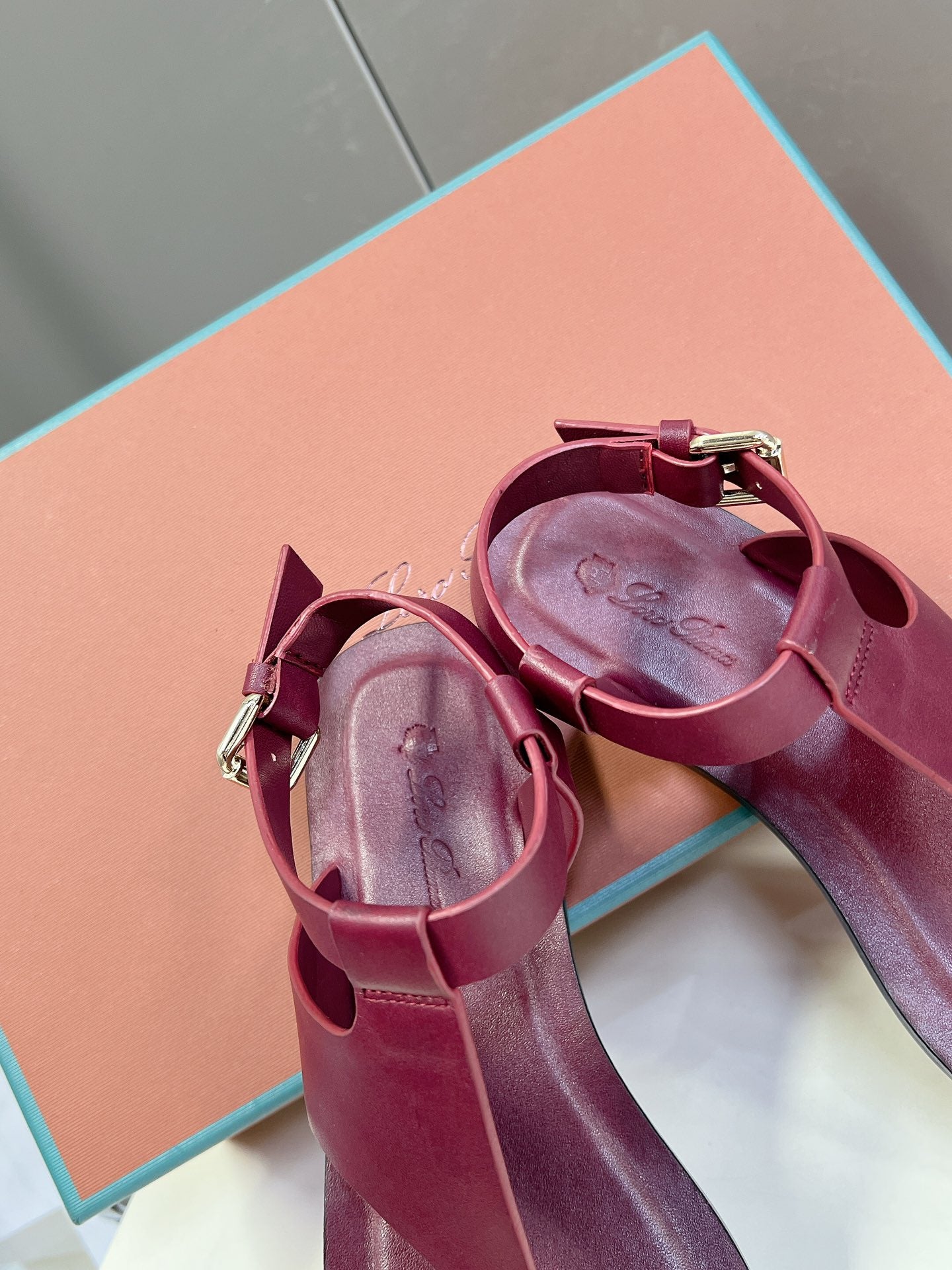 LP TRANI SANDALS BOYSENBERRY CALFSKIN - 35