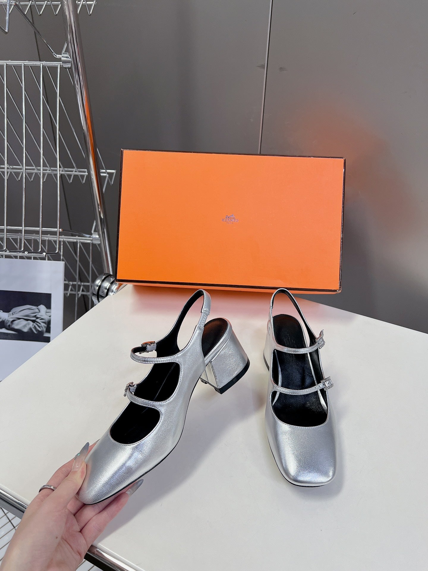 JACKIE 50 PUMP SILVER LAMBSKIN - 35