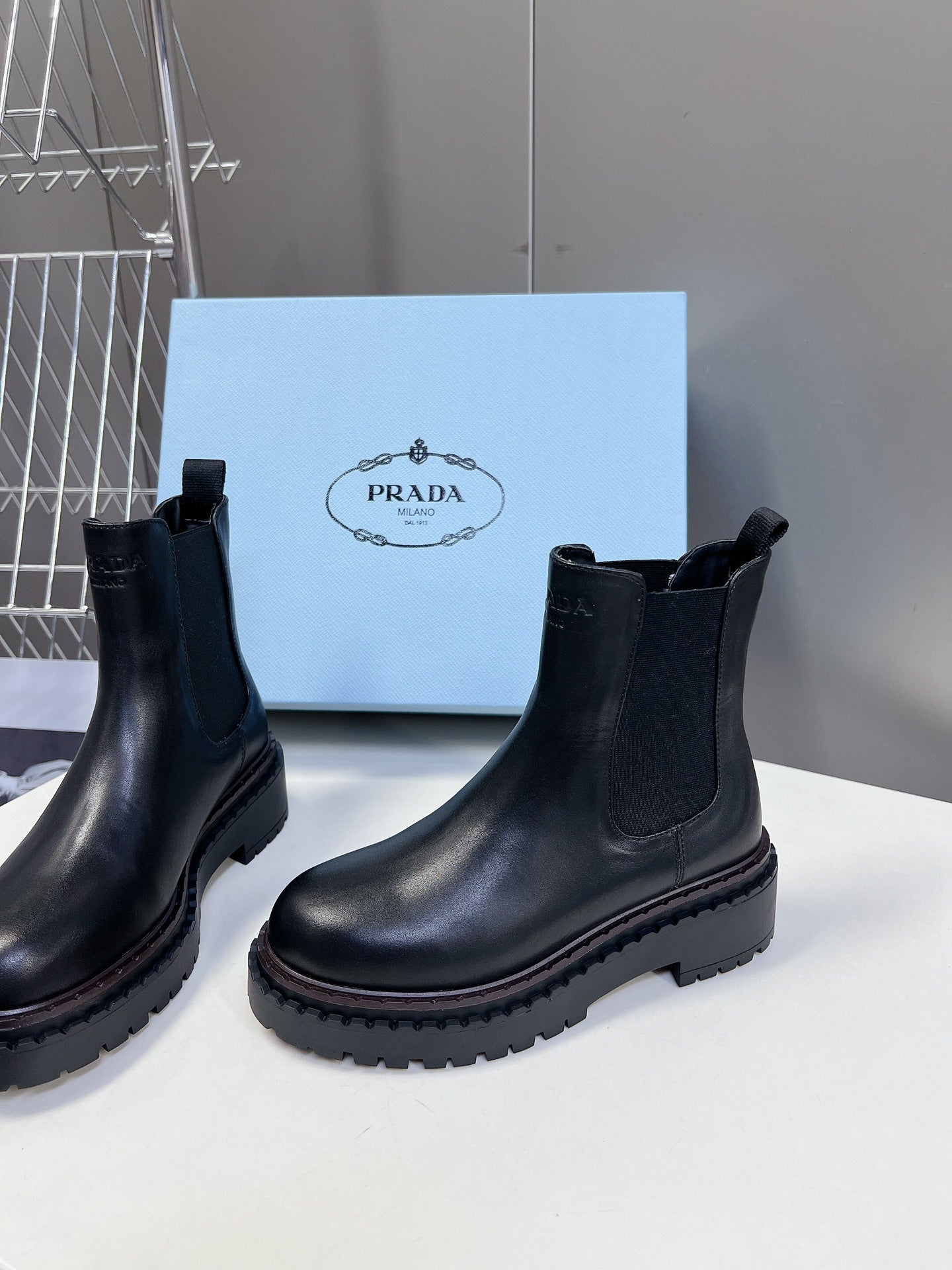 PRA CHELSEA BOOTS BLACK CALFSKIN - 35