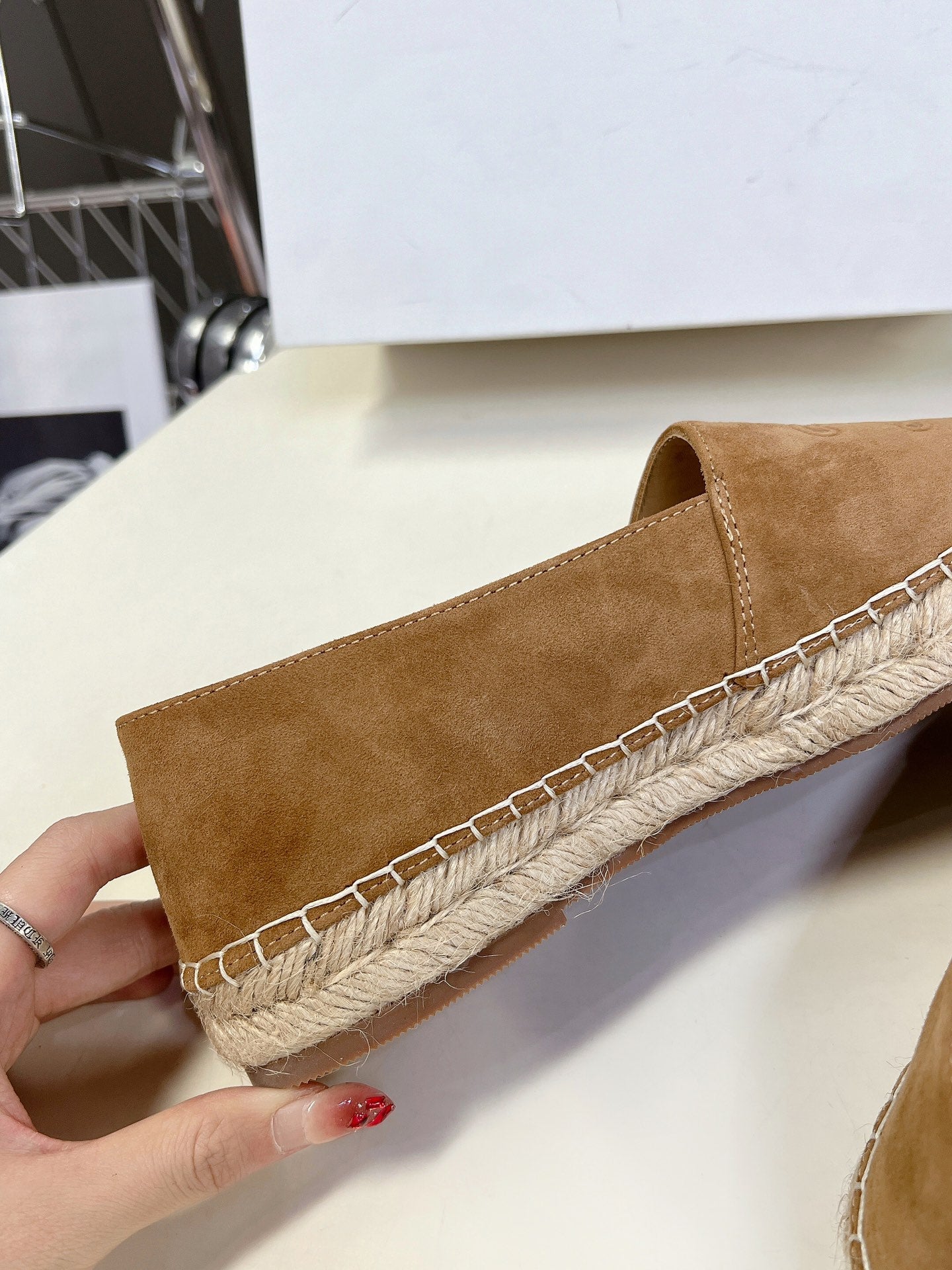 LOAFER IN PEANUT BROWN SUEDE AND WOVEN RAFFIA - 35