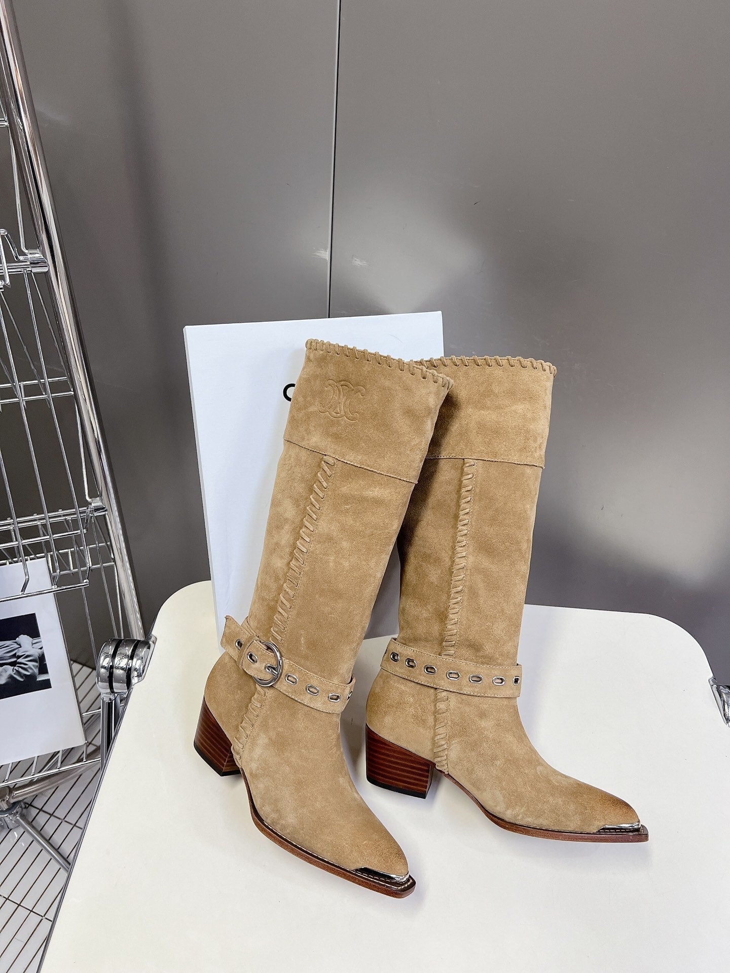 CELINE 25S BULKY LACED UP BOOTS 45MM IN LIGHT BROWN SUEDE - 35