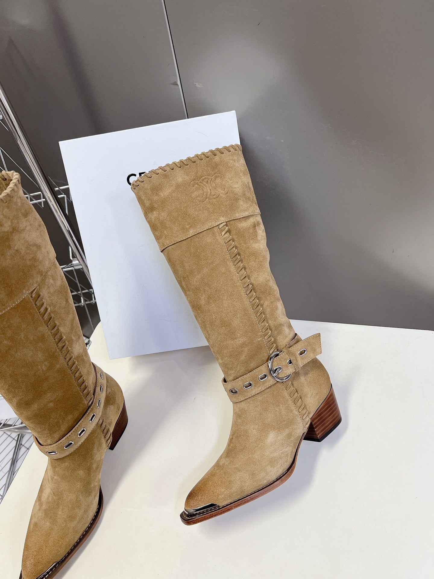 CELINE 25S BULKY LACED UP BOOTS 45MM IN LIGHT BROWN SUEDE - 35
