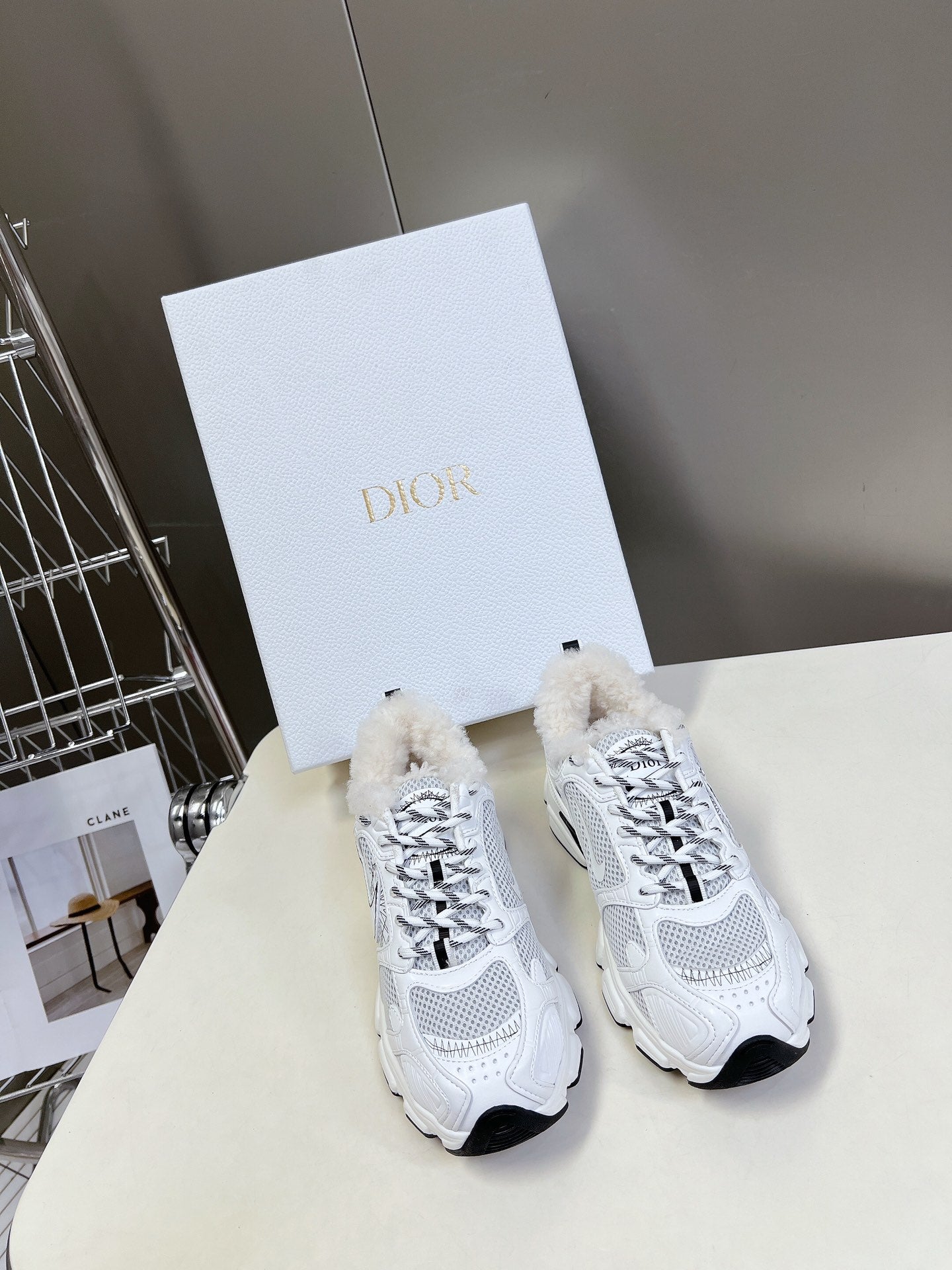 DIOR CHRONO SNEAKER 25S IN WHITE LAMBSKIN AND MESH FABRIC STYLE 2 - 35