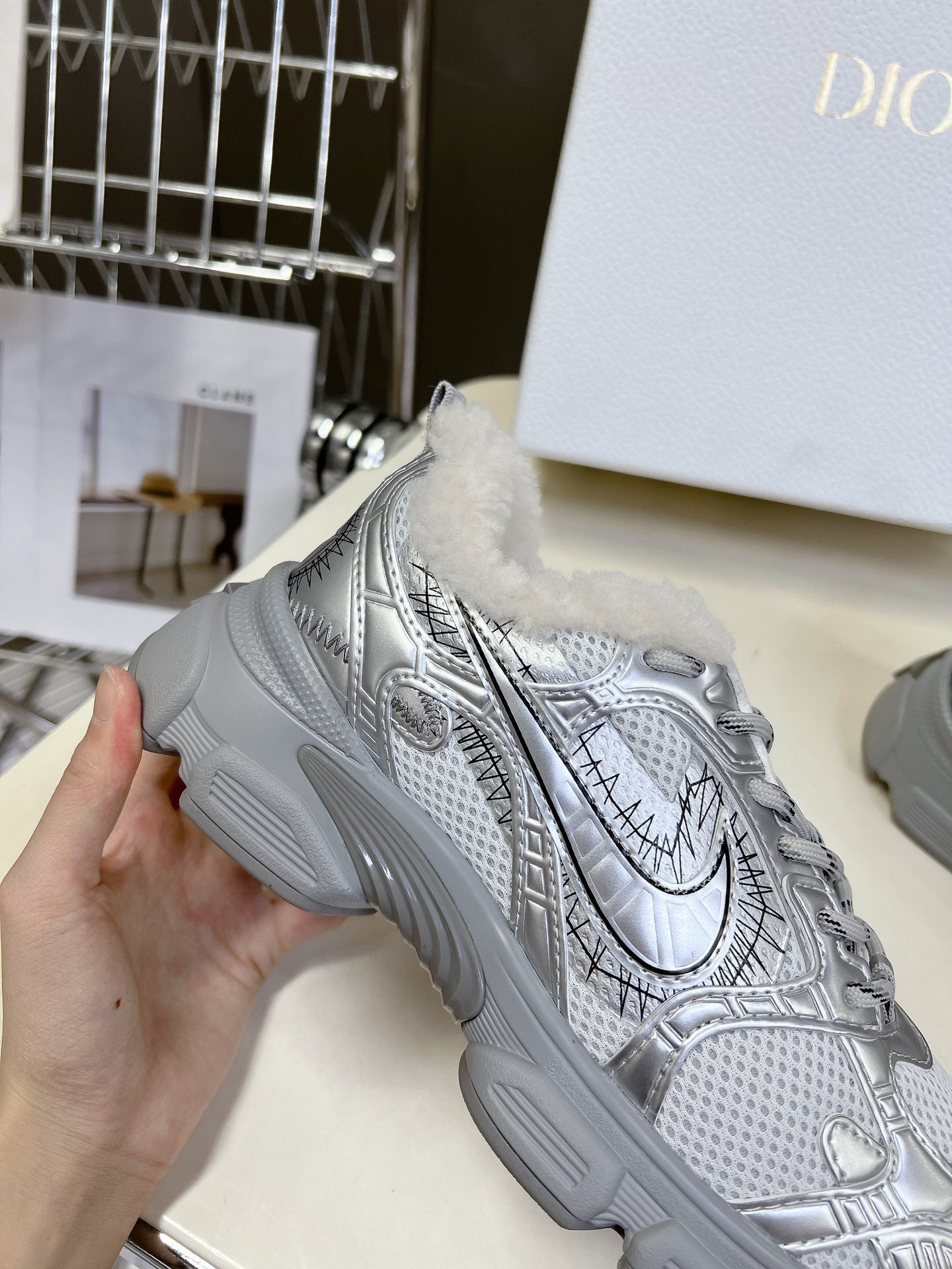 DIOR CHRONO SNEAKER 25S IN SILVER LAMBSKIN AND MESH FABRIC STYLE 1 - 35
