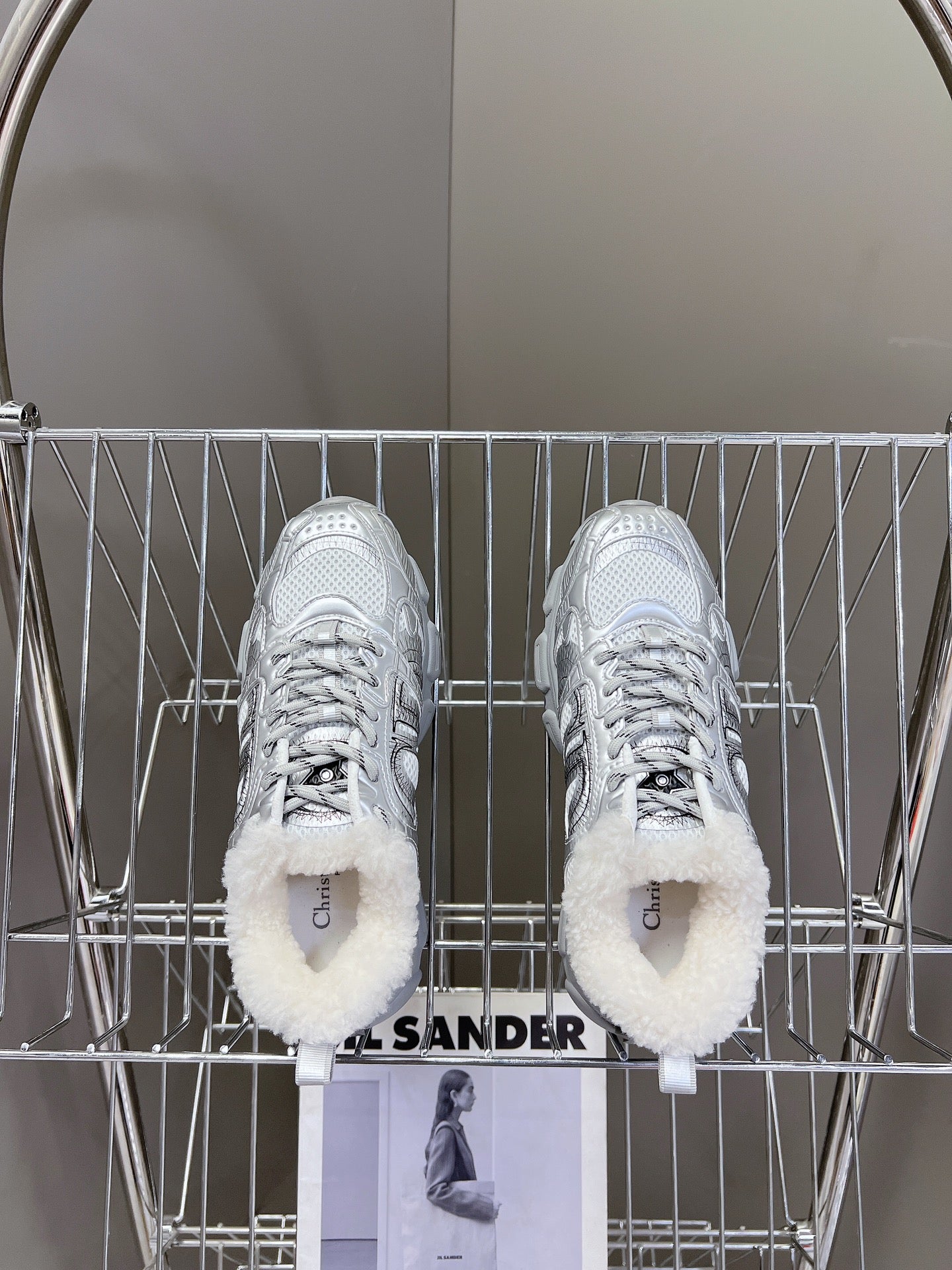 DIOR CHRONO SNEAKER 25S IN SILVER LAMBSKIN AND MESH FABRIC - 35