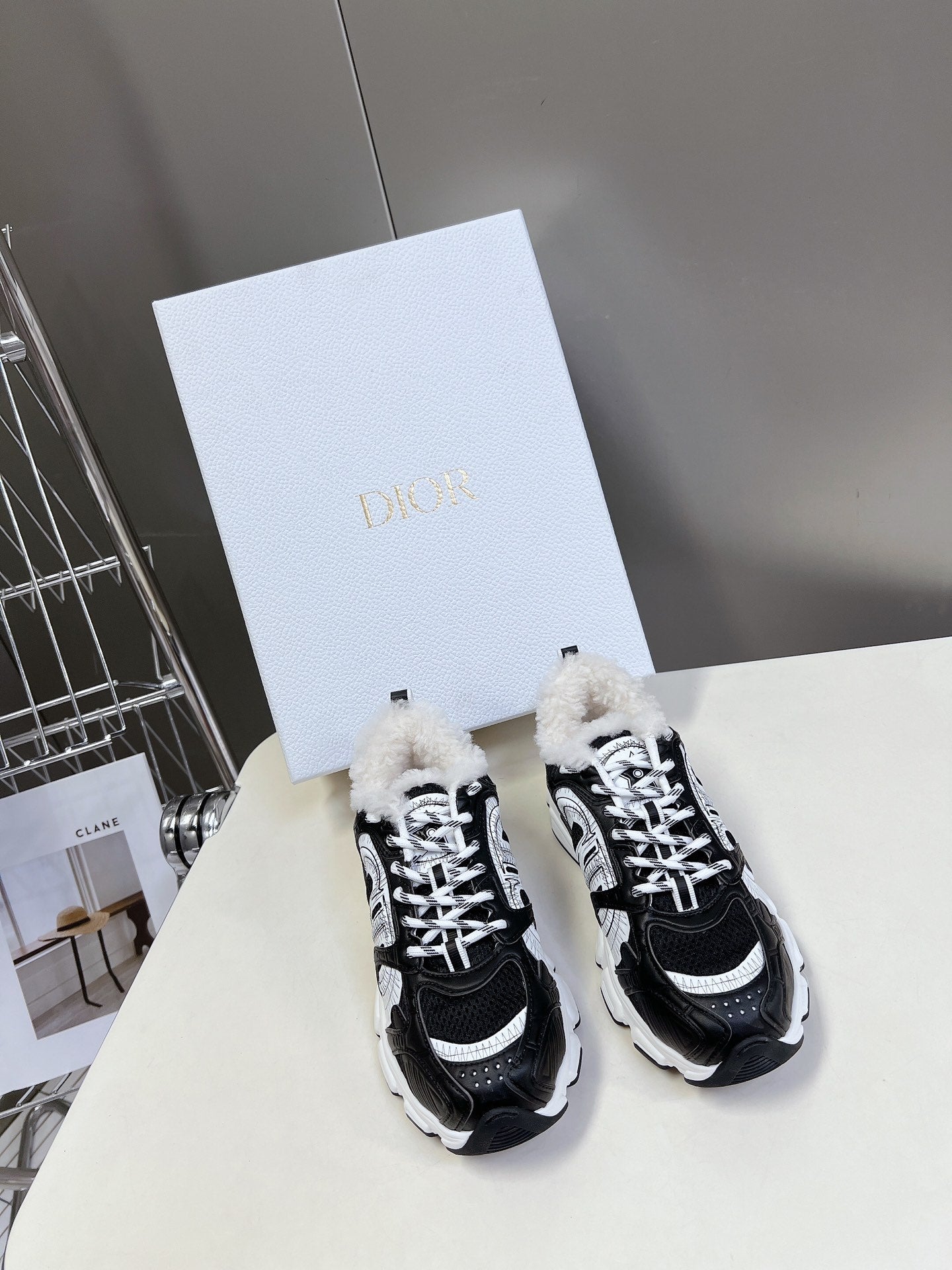 DIOR CHRONO SNEAKER 25S IN BLACK LAMBSKIN AND MESH FABRIC - 35