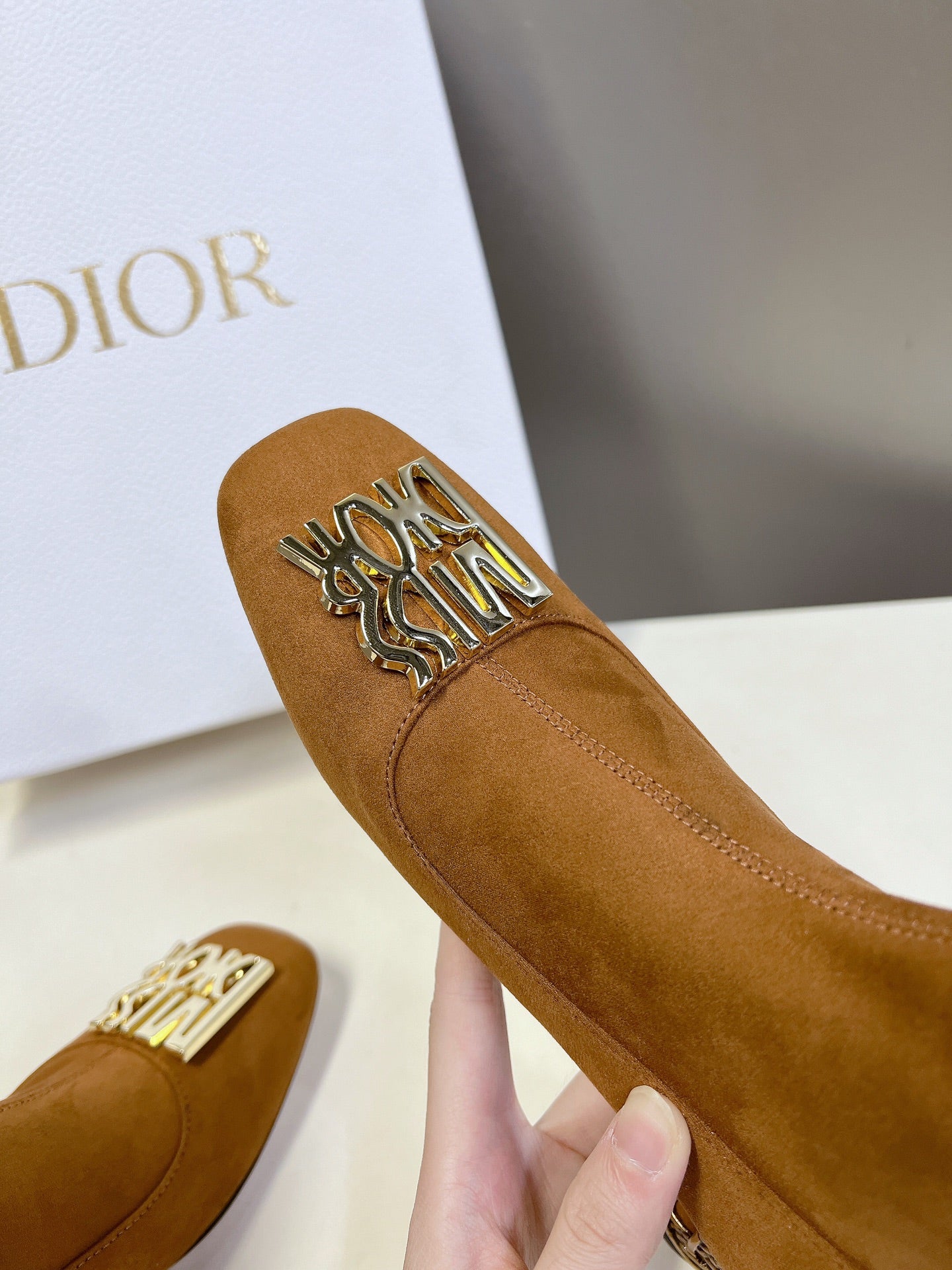 ICON HEELED ANKLE BOOT BRONZE BROWN SUEDE 4 CM WITH GOLD LOGO - 34