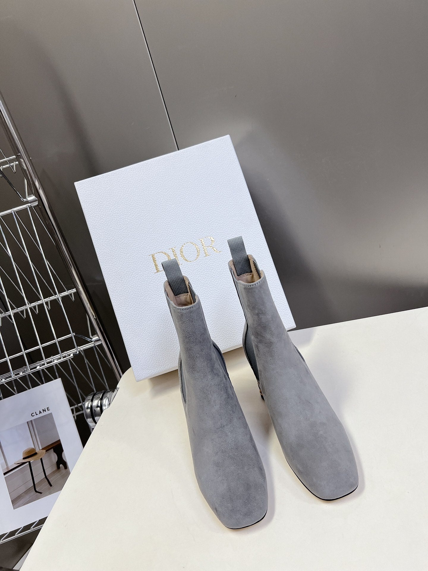 ICON HEELED ANKLE BOOT COOL GRAY SUEDE 8 CM - 34