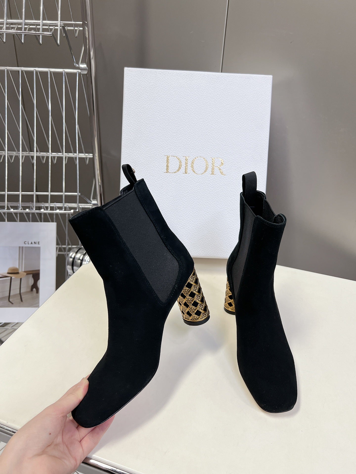 ICON HEELED ANKLE BOOT BLACK SUEDE 8 CM - 34