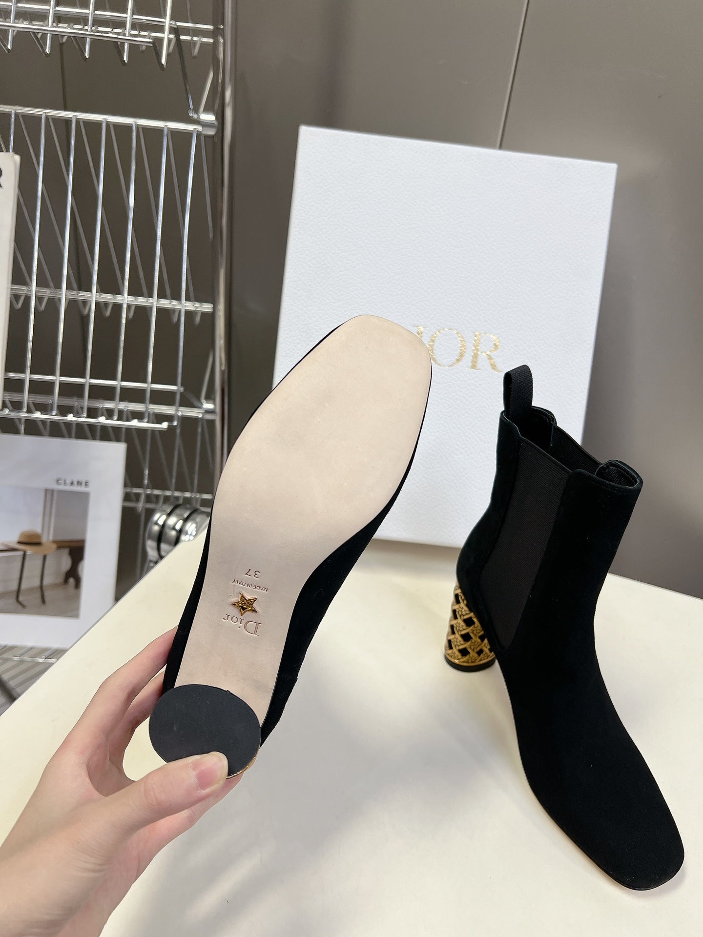 ICON HEELED ANKLE BOOT BLACK SUEDE 8 CM - 34