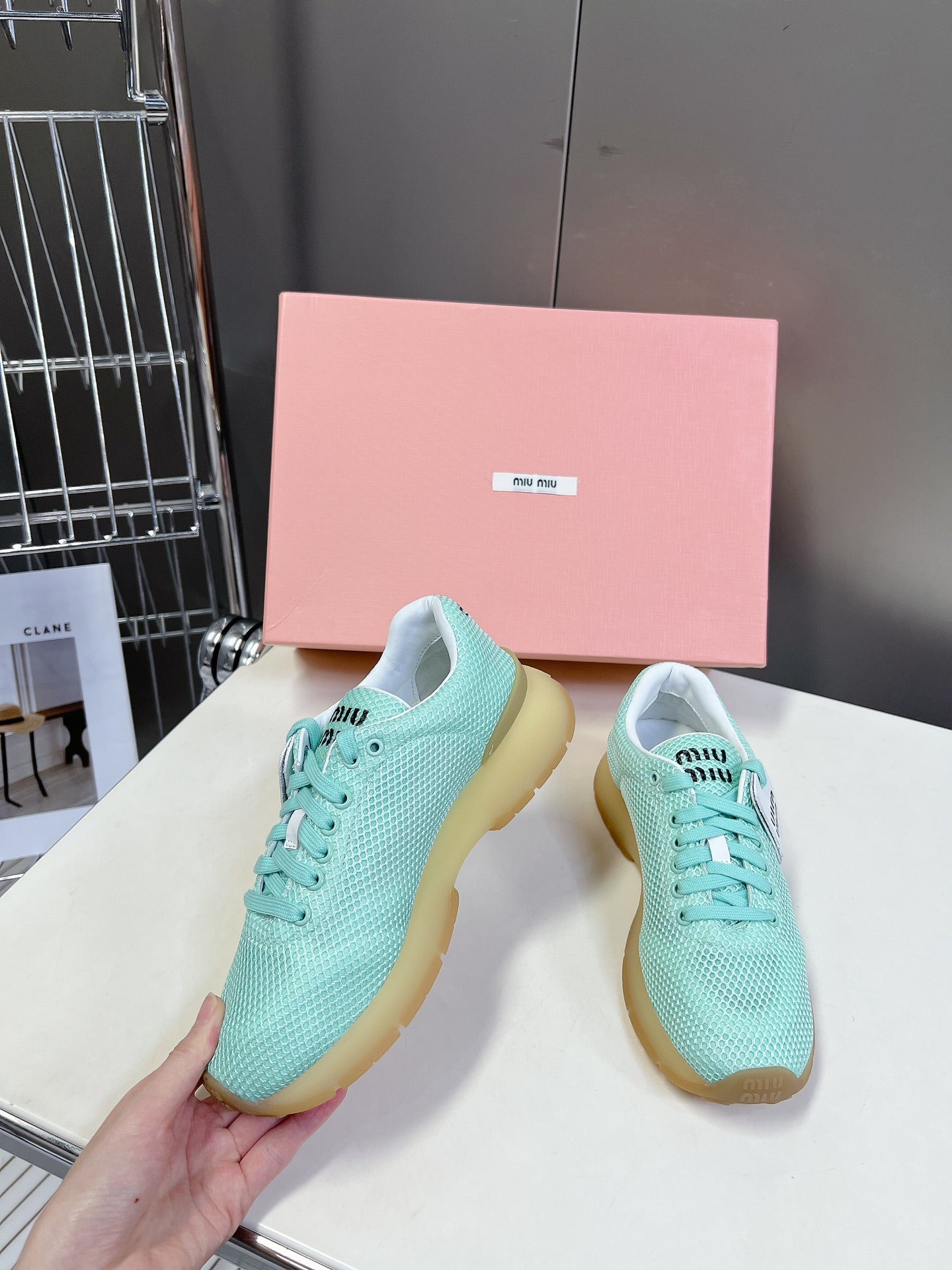 BASIC SNEAKERS IN TURQUOISE MESH - 35