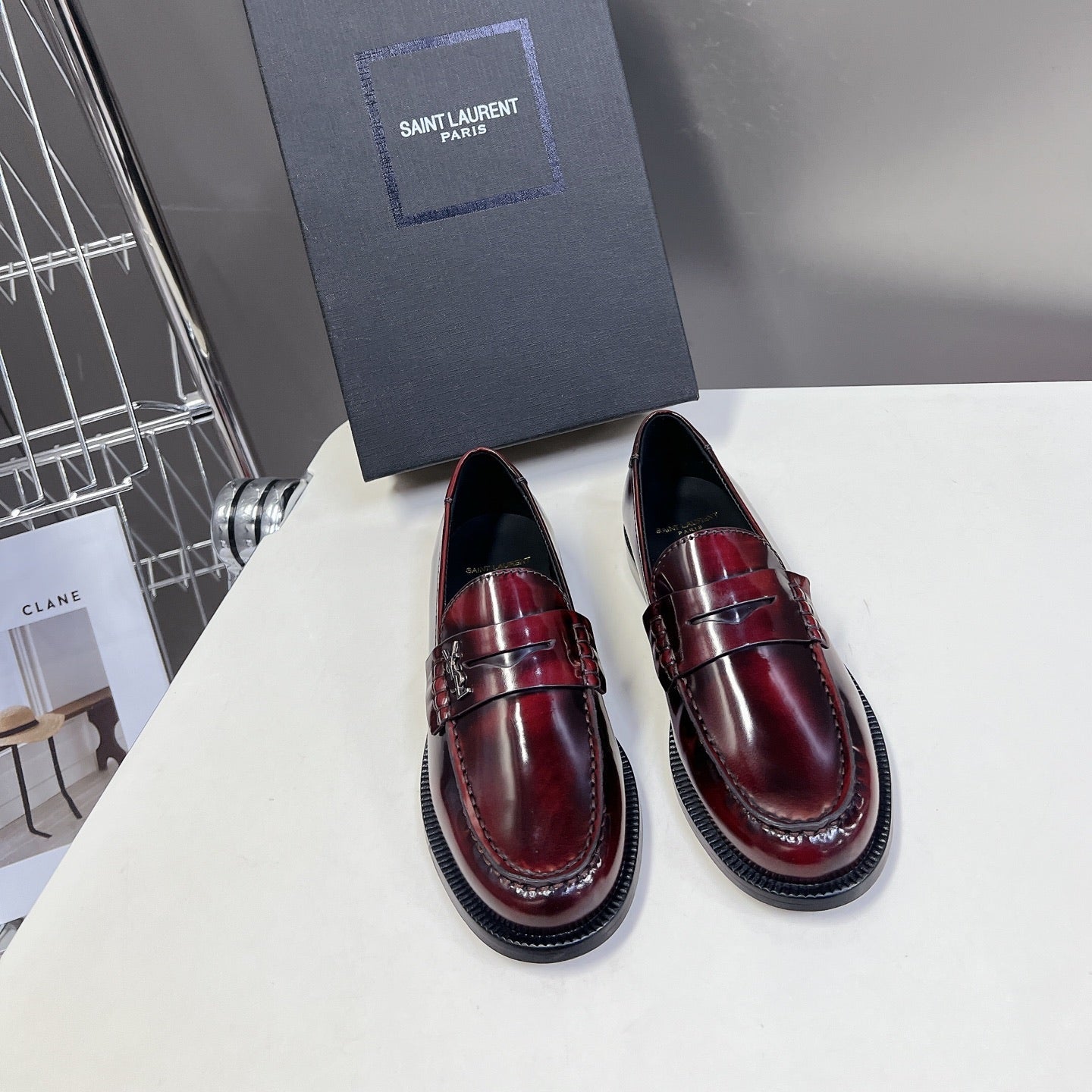 YSL 25S SAINT LAURENT LOAFERS IN TORTOISESHELL CRIMSON GLOSSY CALFSKIN - 35