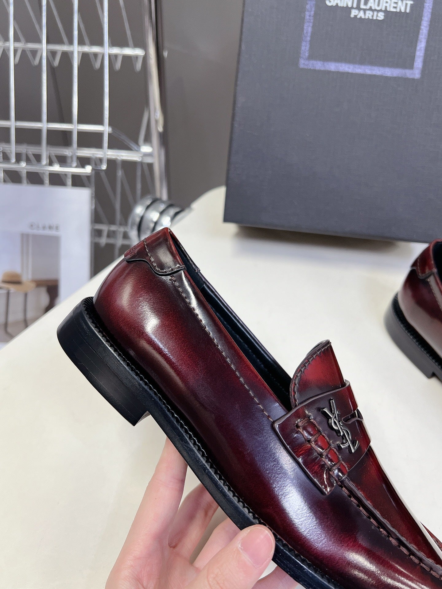 YSL 25S SAINT LAURENT LOAFERS IN TORTOISESHELL CRIMSON GLOSSY CALFSKIN - 35