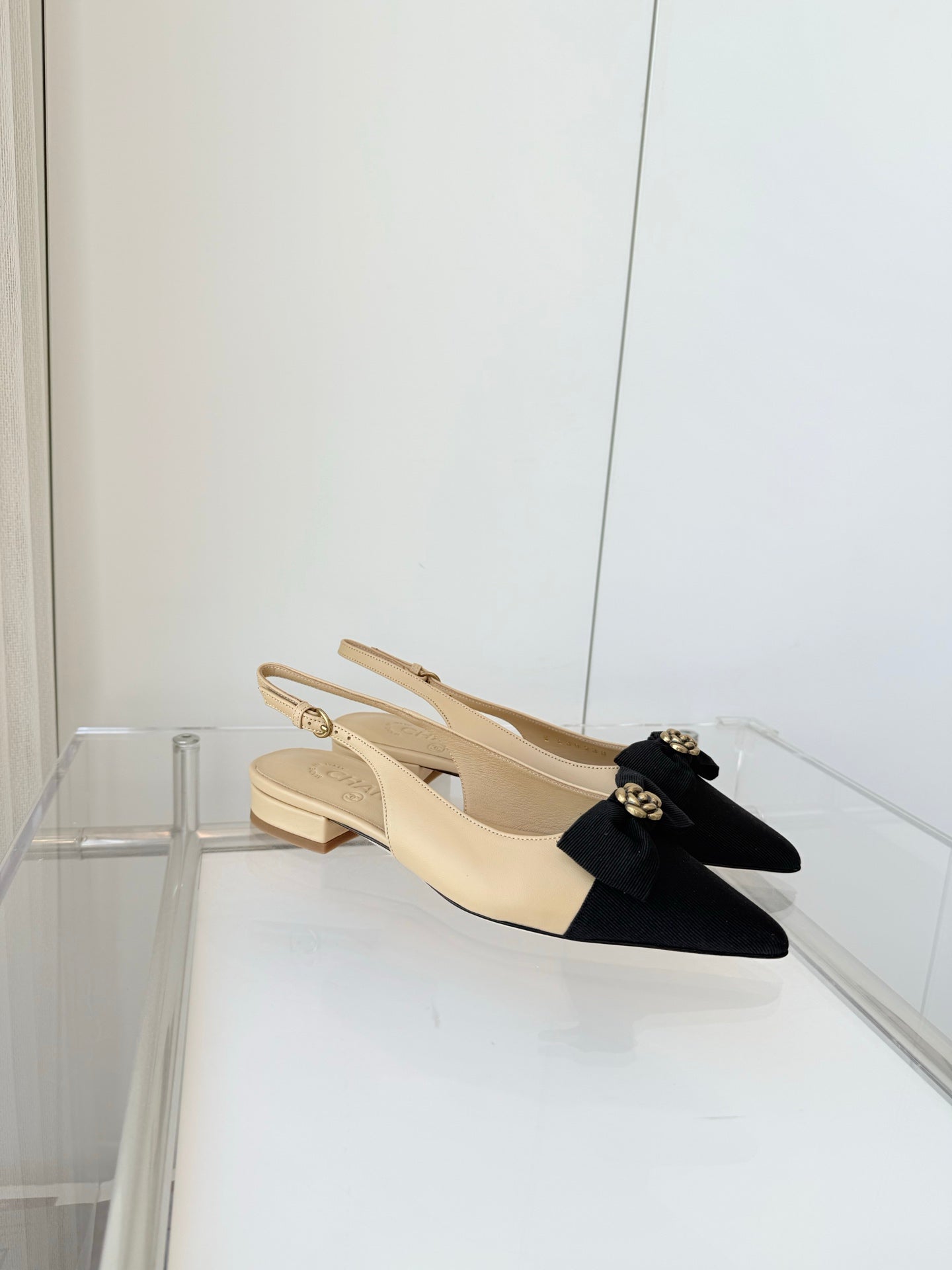 SLINGBACKS 18 MM IN BEIGE CALFSKIN MIX BLACK CANVAS - 35