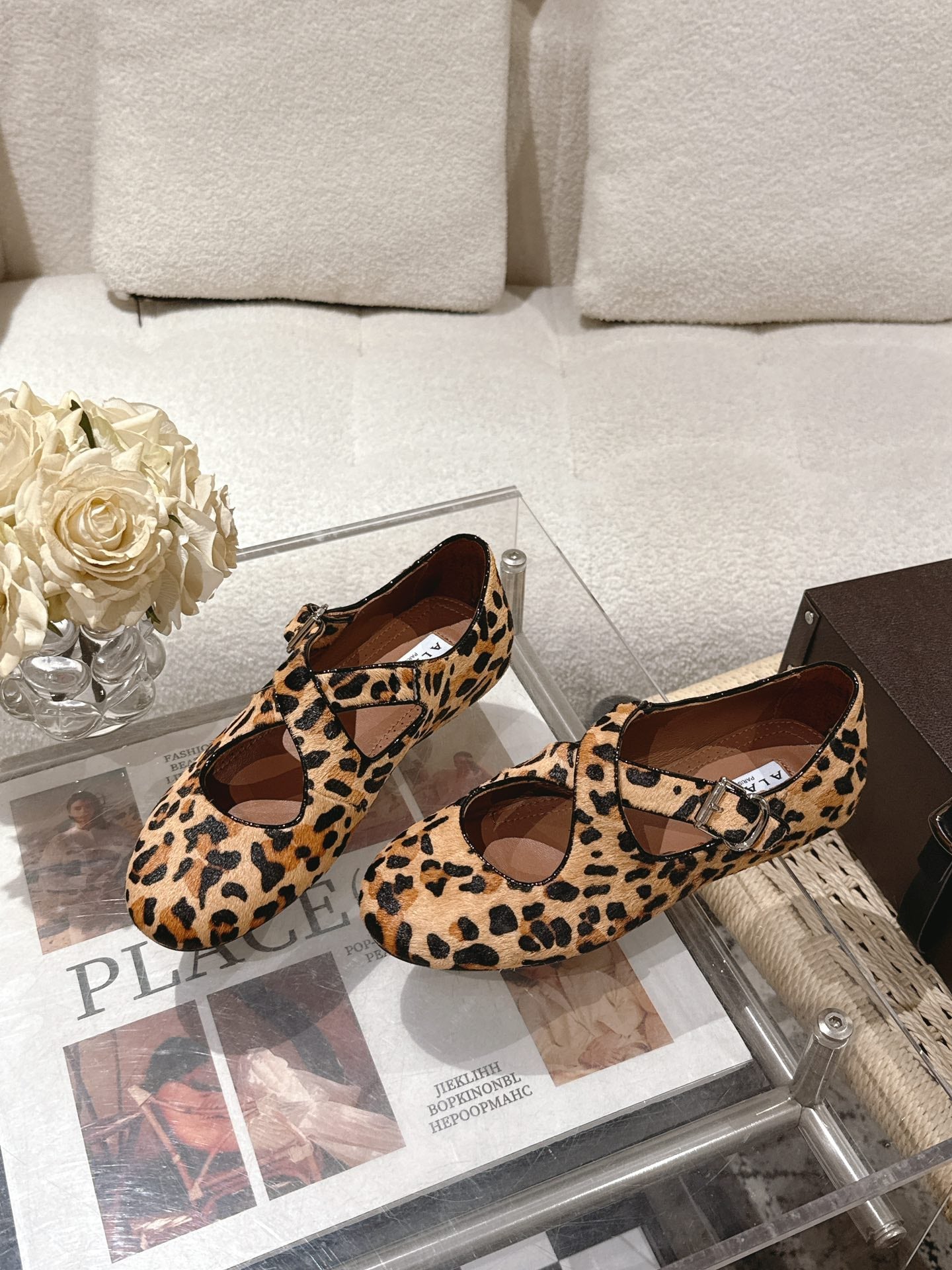 ALAIA 25S CRISS CROSS BALLET FLATS IN LEOPARD SUEDE - 35