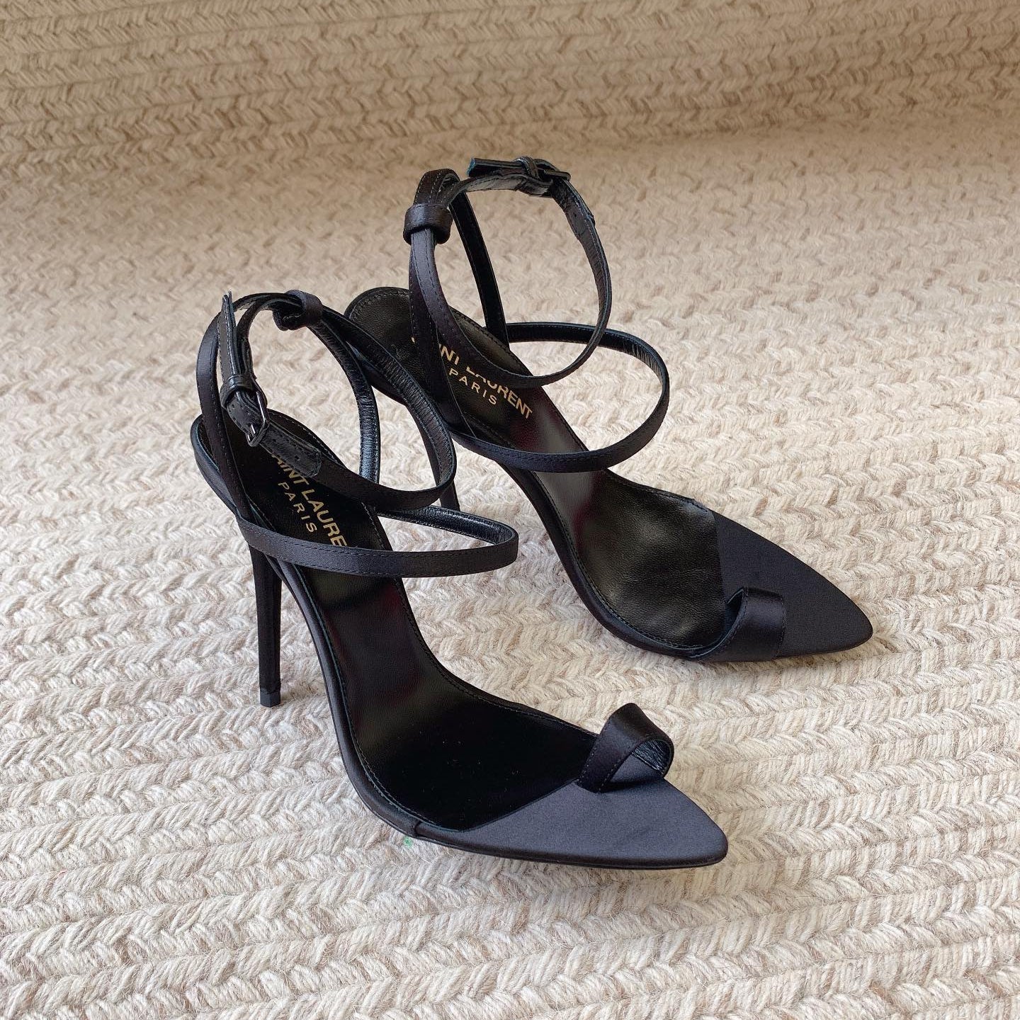 HIGH FLIP FLOPS SANDAL WITH STRAP IN BLACK SILK - 34