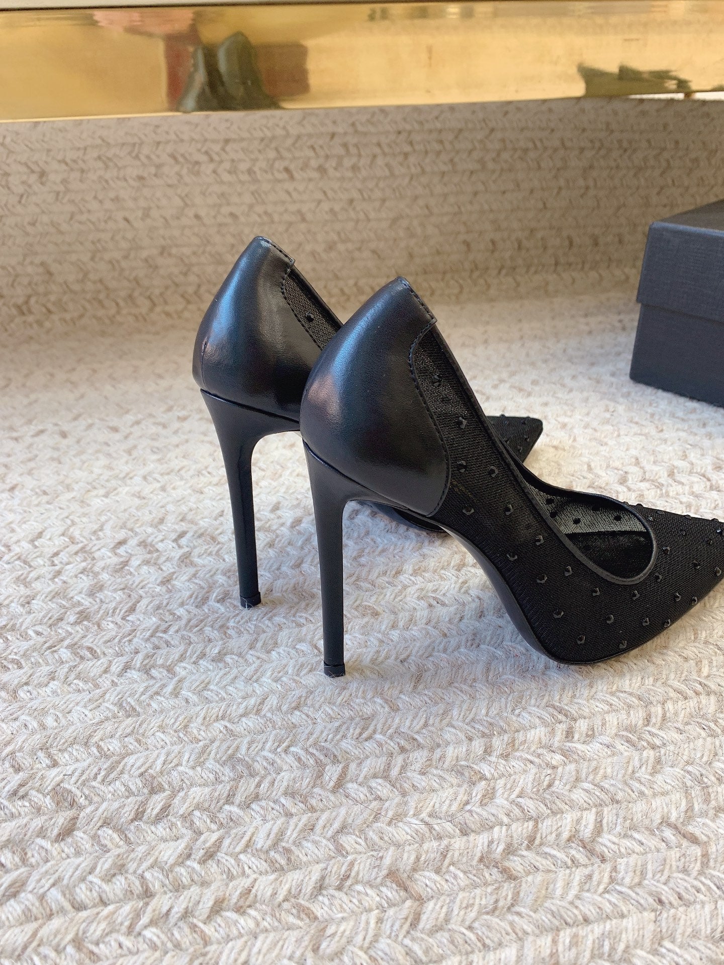 NORMA PUMPS IN BLACK MESH ATTACHED CRYSTALS - 34