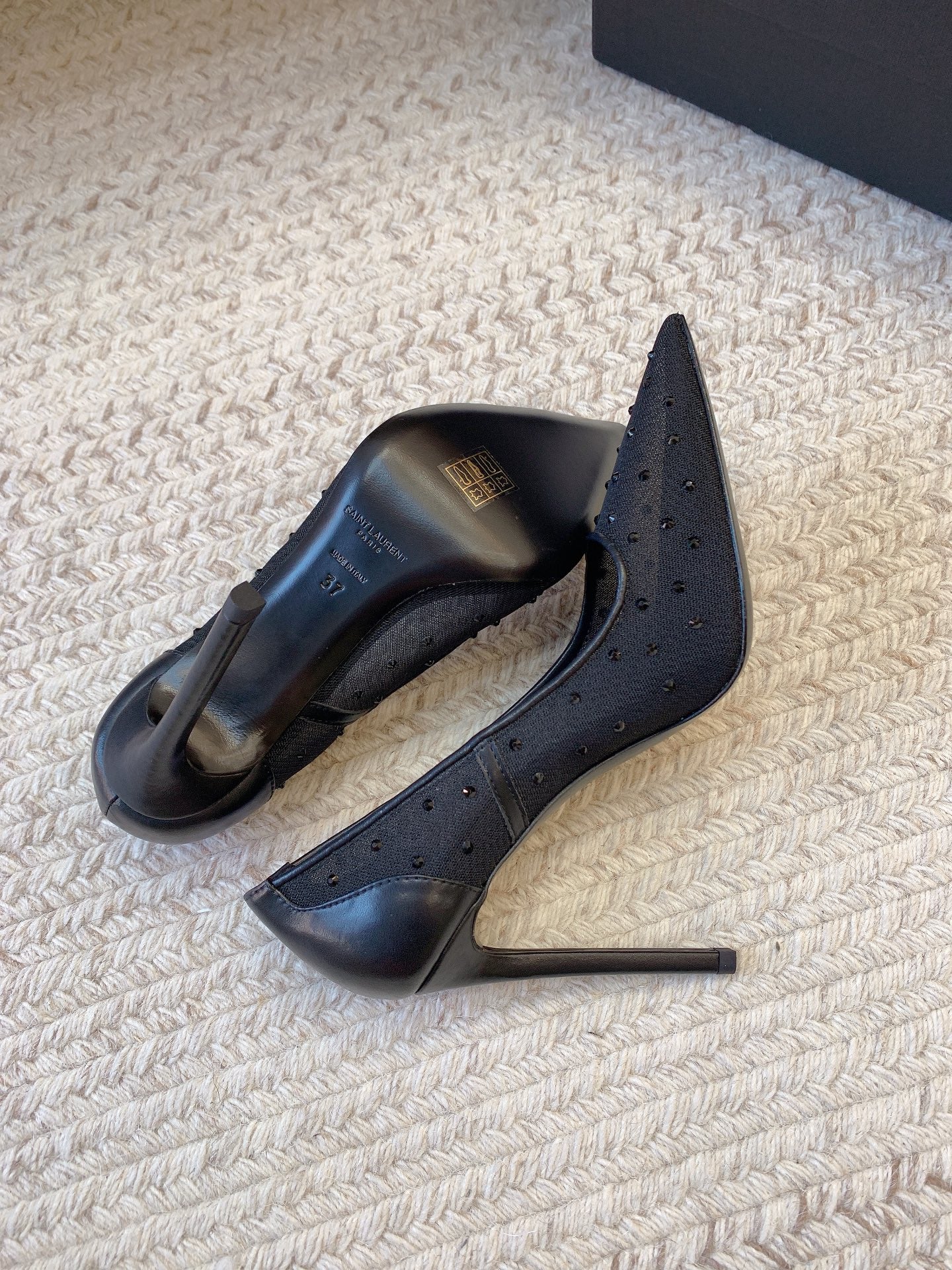 NORMA PUMPS IN BLACK MESH ATTACHED CRYSTALS - 34