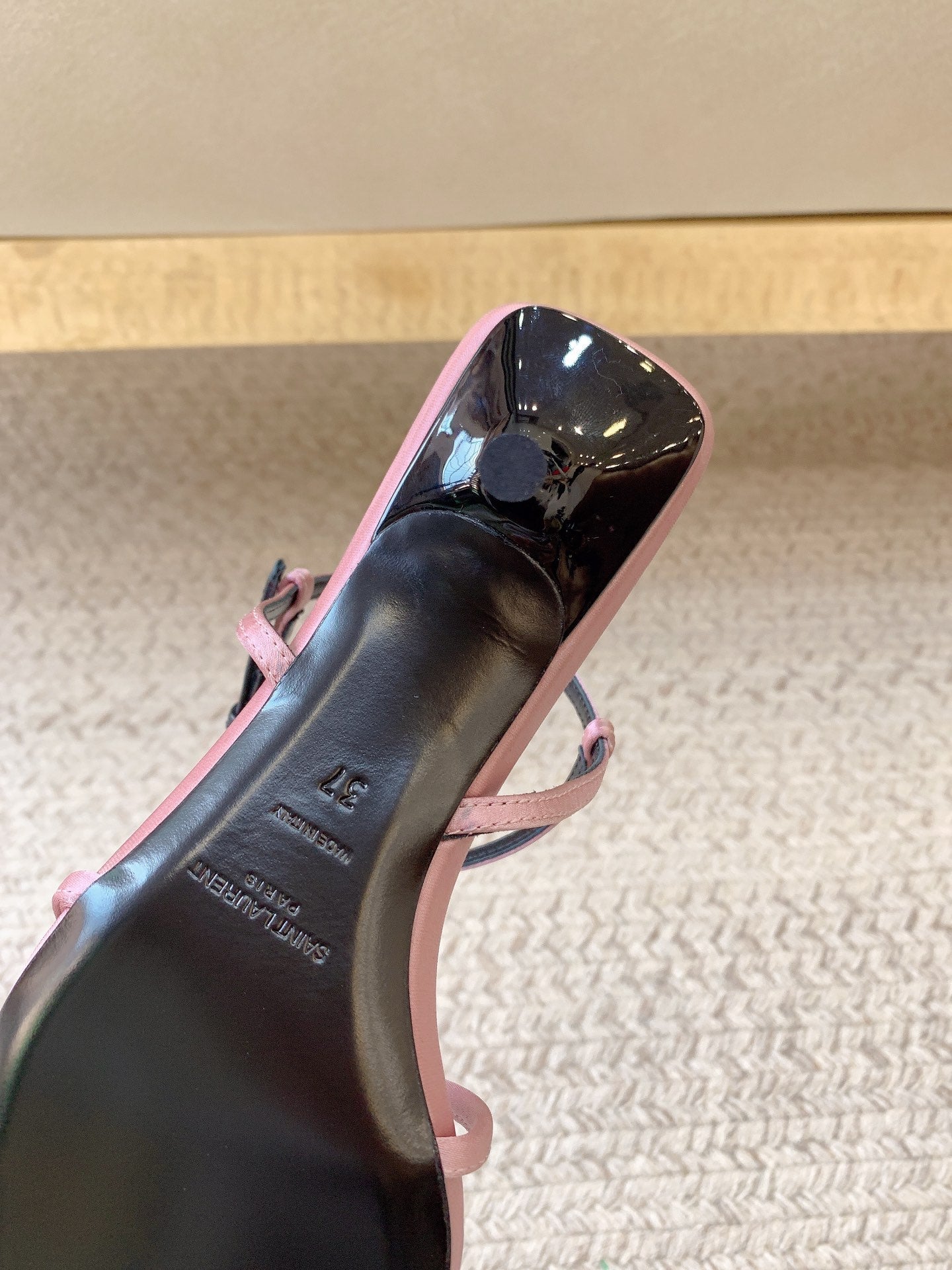 STRAPPY MID HEEL SANDALS IN PINK SILK - 34