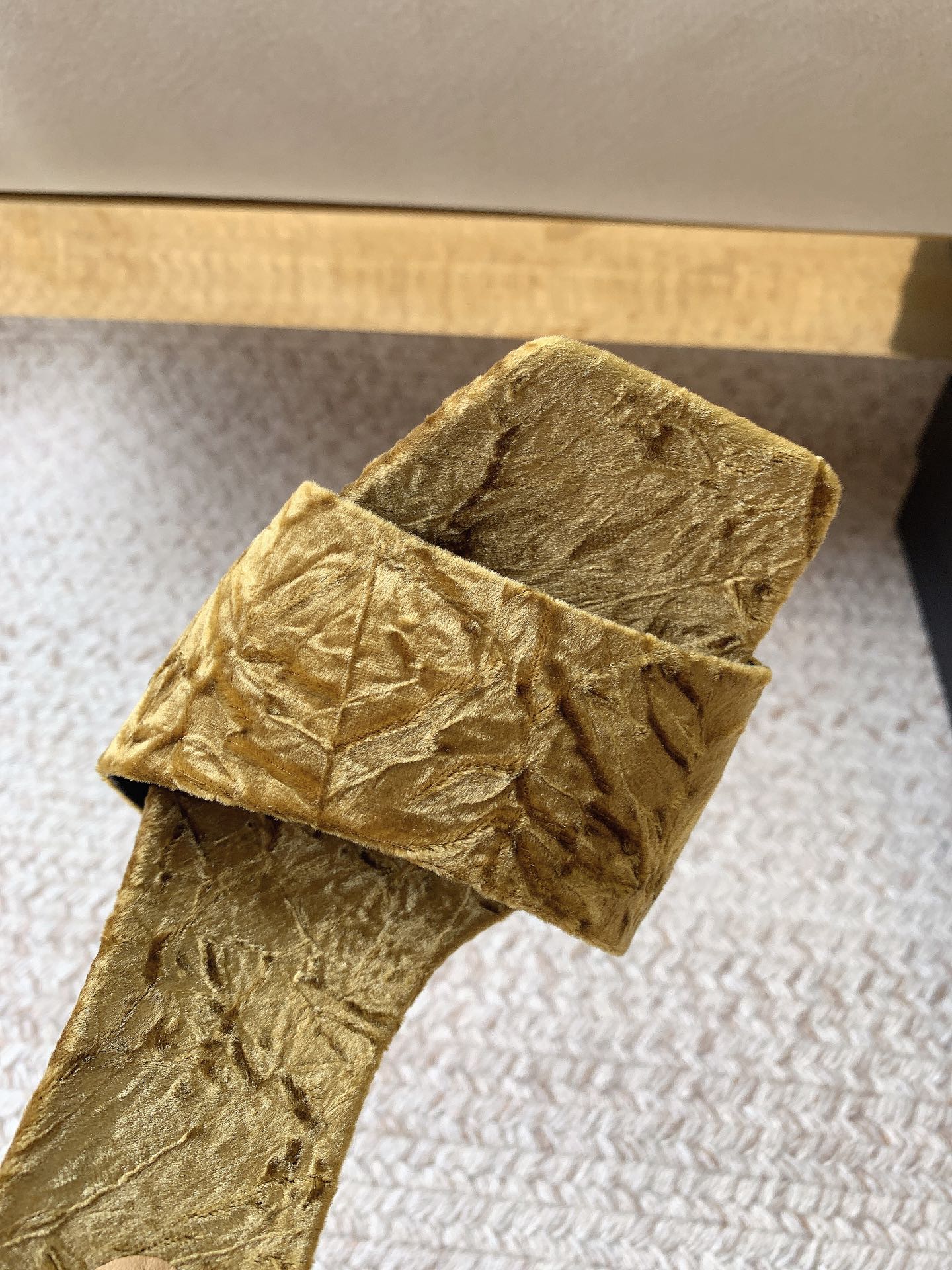 HIGH HEEL SLIDES IN SAND YELLOW VELVET - 34