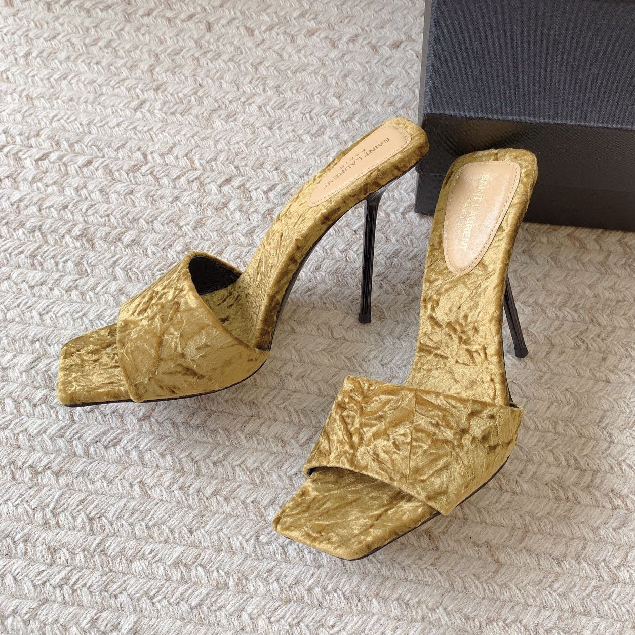 HIGH HEEL SLIDES IN SAND YELLOW VELVET - 34