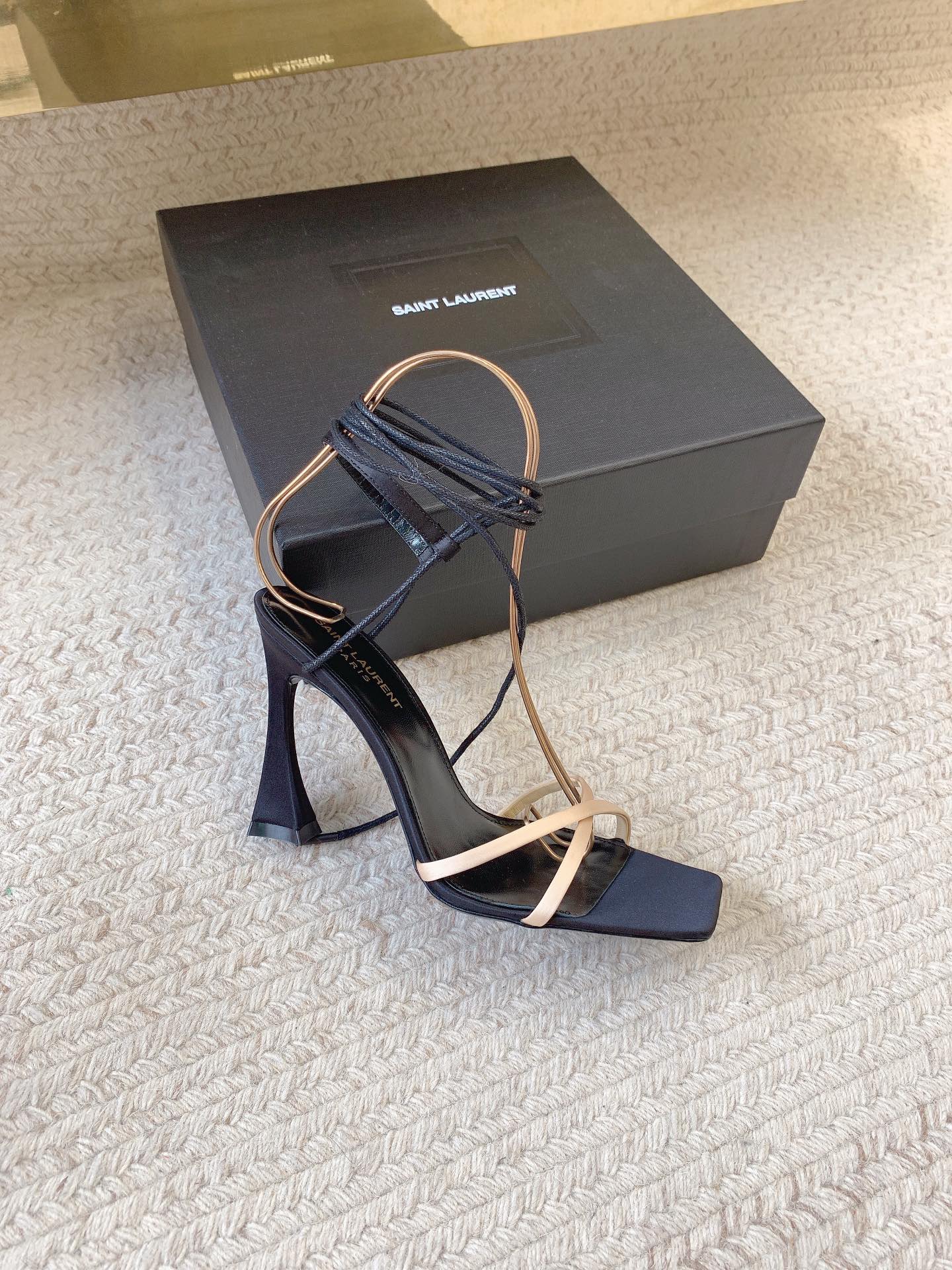 LIZA SANDALS IN BLACK AND NUDE SILK - 34