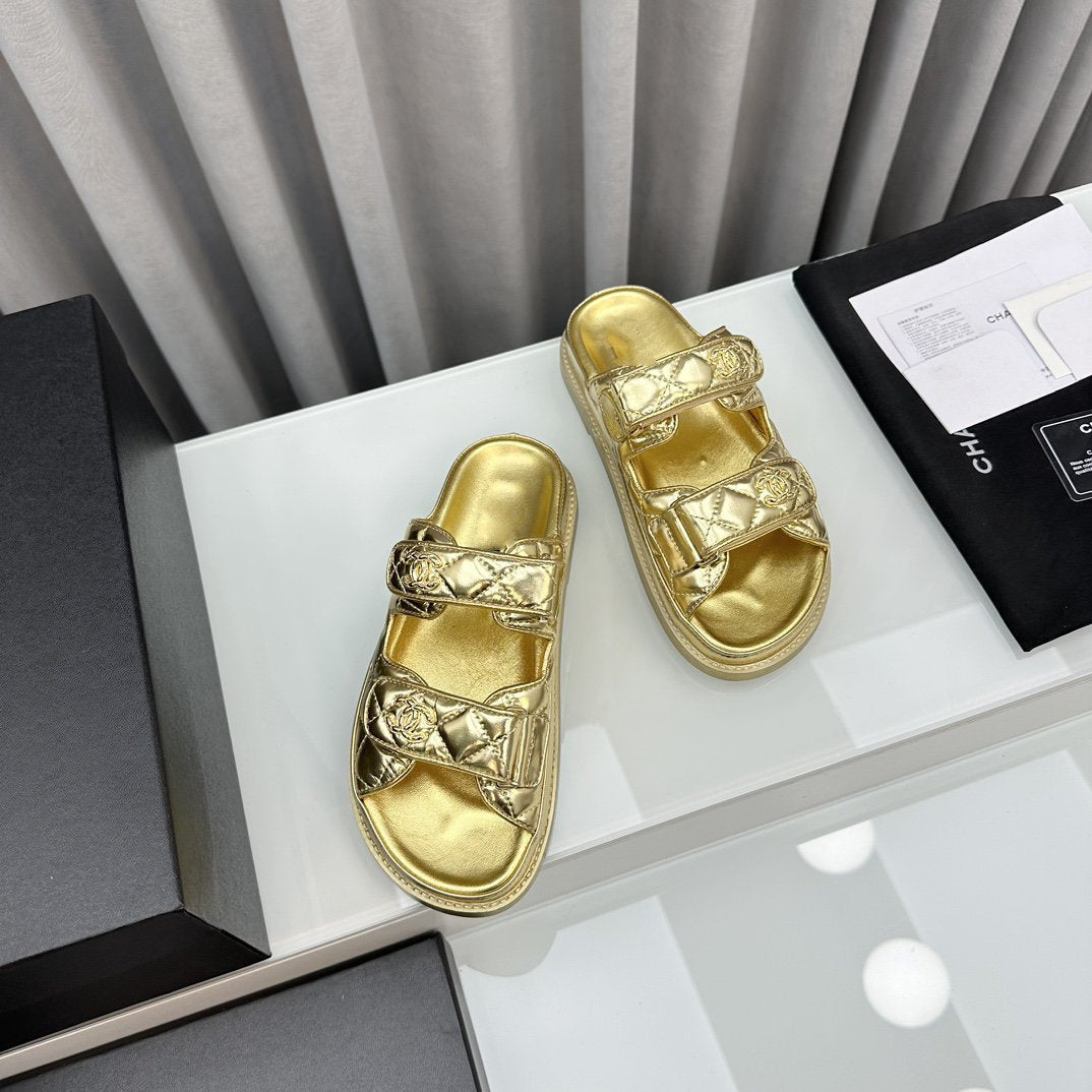 dad sandals gold metalic lambskin mules - 35