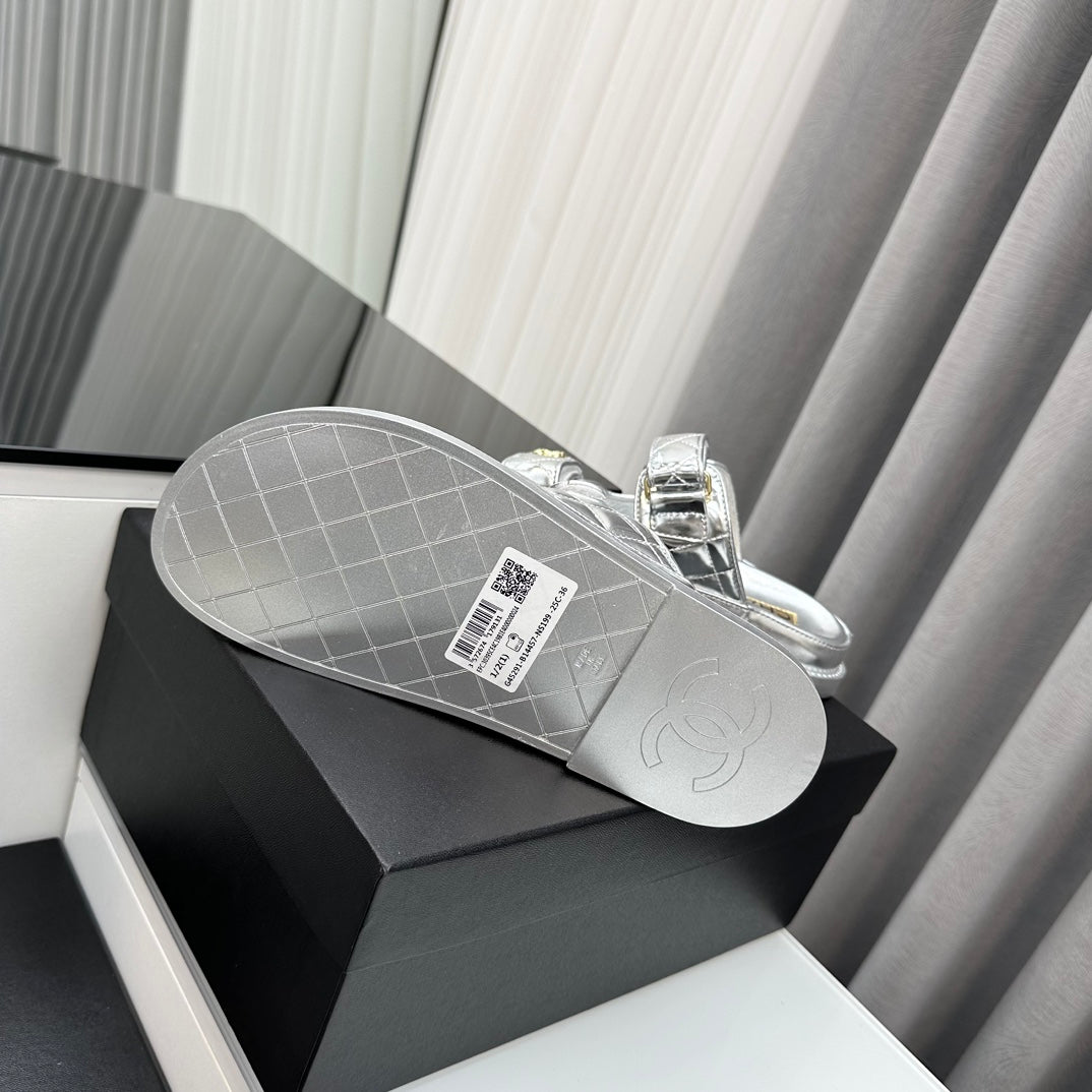 dad sandals silver metalic lambskin mules - 35