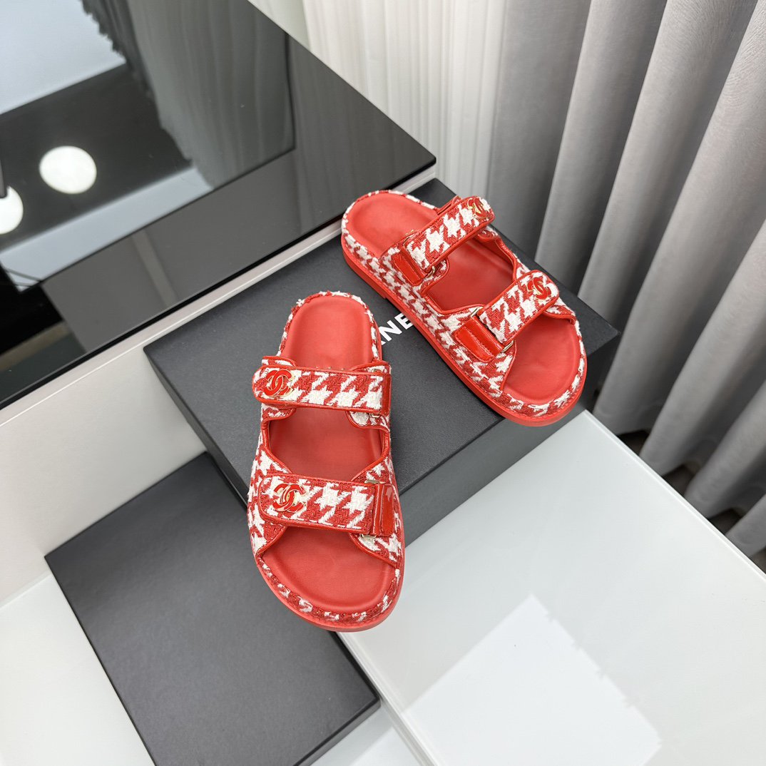 dad sandals red white mules - 35
