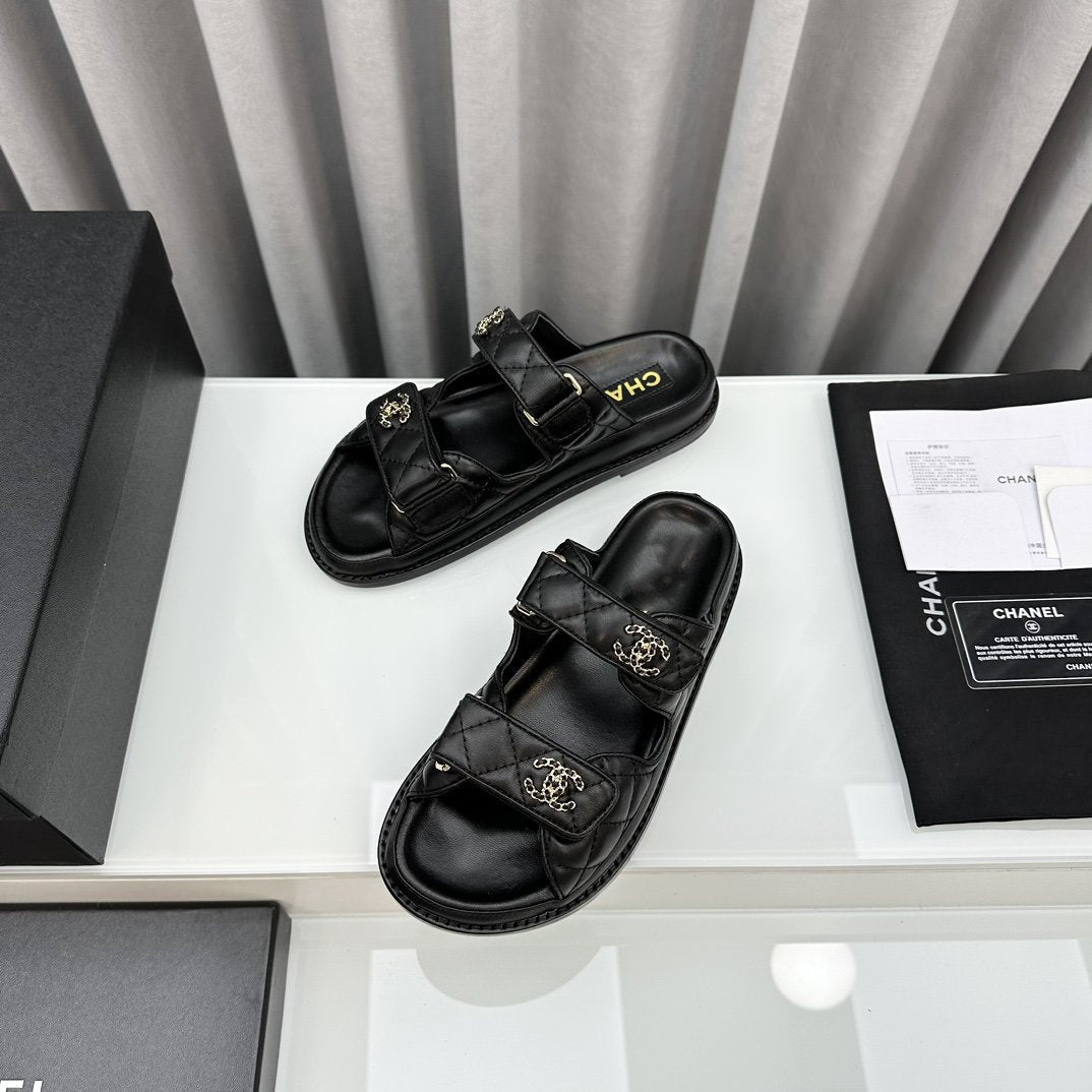 DAD SANDALS BLACK PATENT INTERWOVEN LEATHER CC - 35