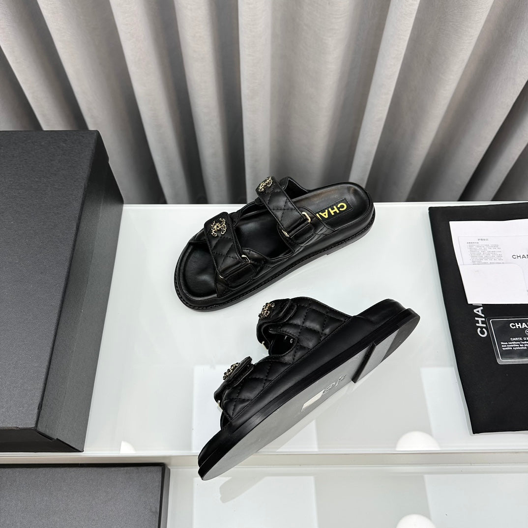 DAD SANDALS BLACK PATENT INTERWOVEN LEATHER CC - 35