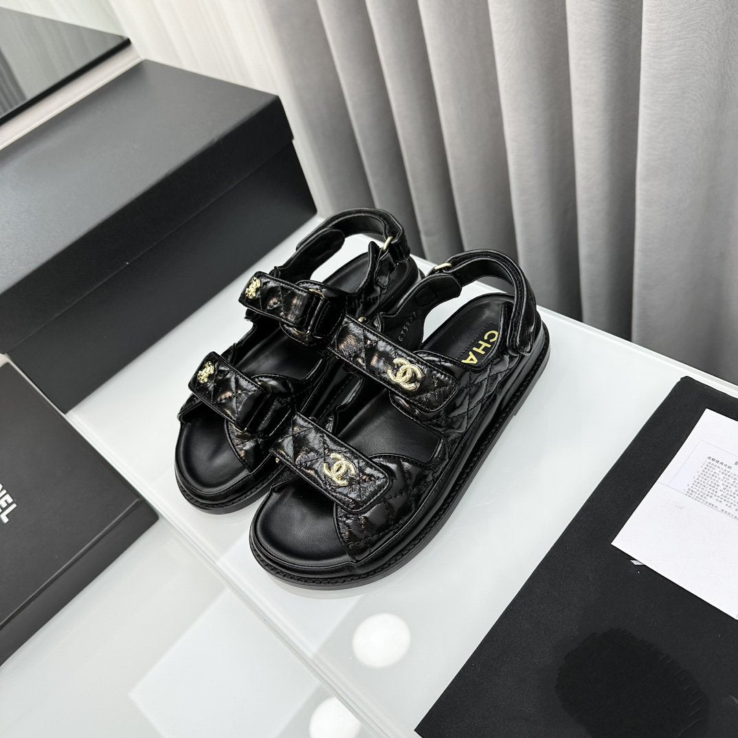 dad sandals black patent lambskin - 35
