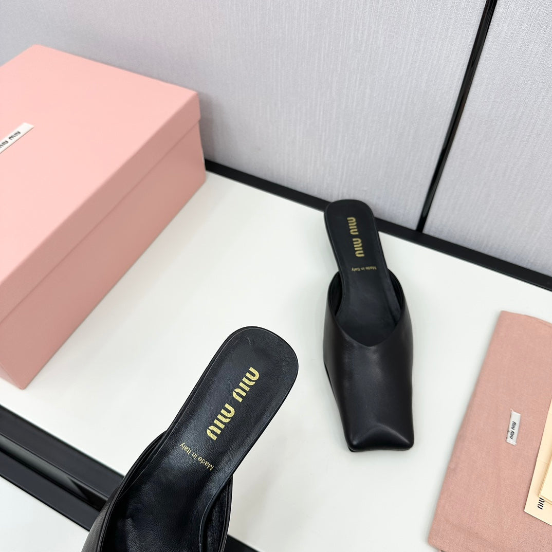 SQUARE TOE MULES BLACK SHEEPSKIN - 35